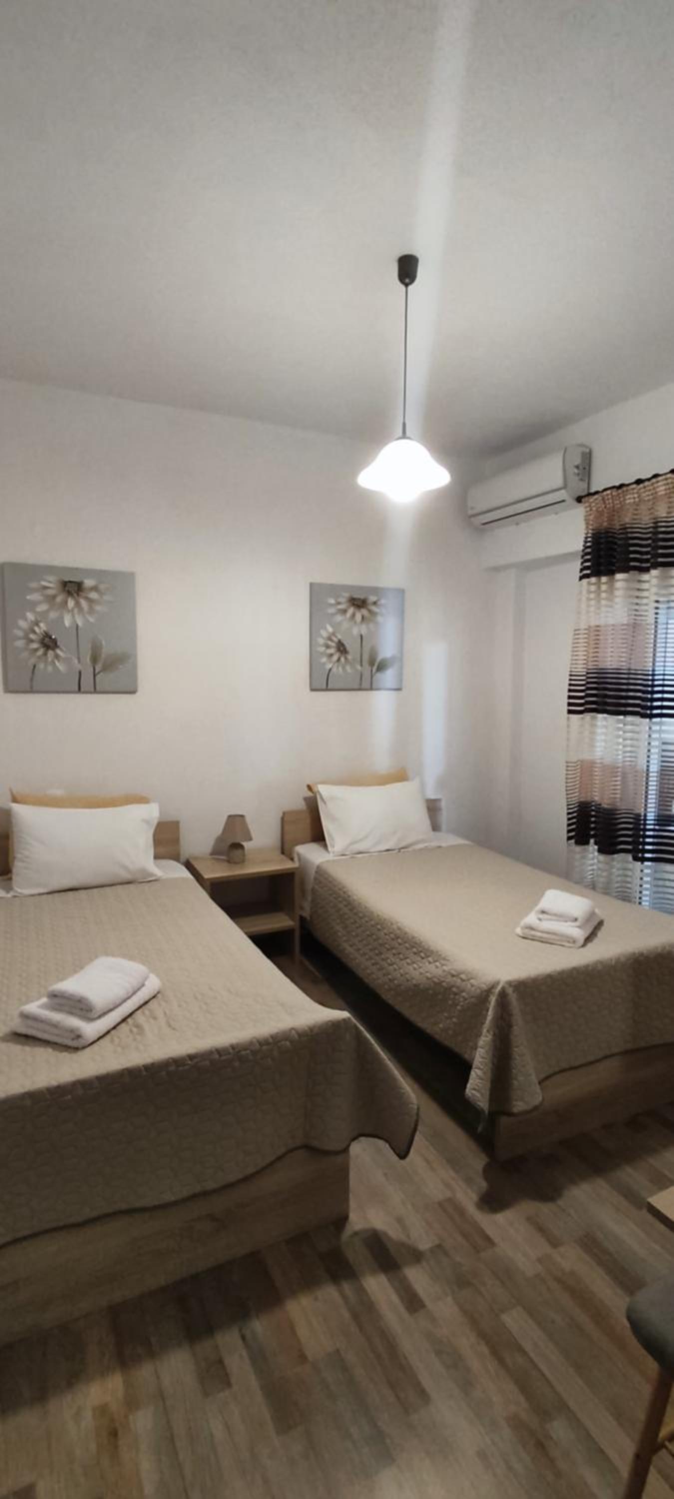 Two-Bedroom Apartment - Photo 24