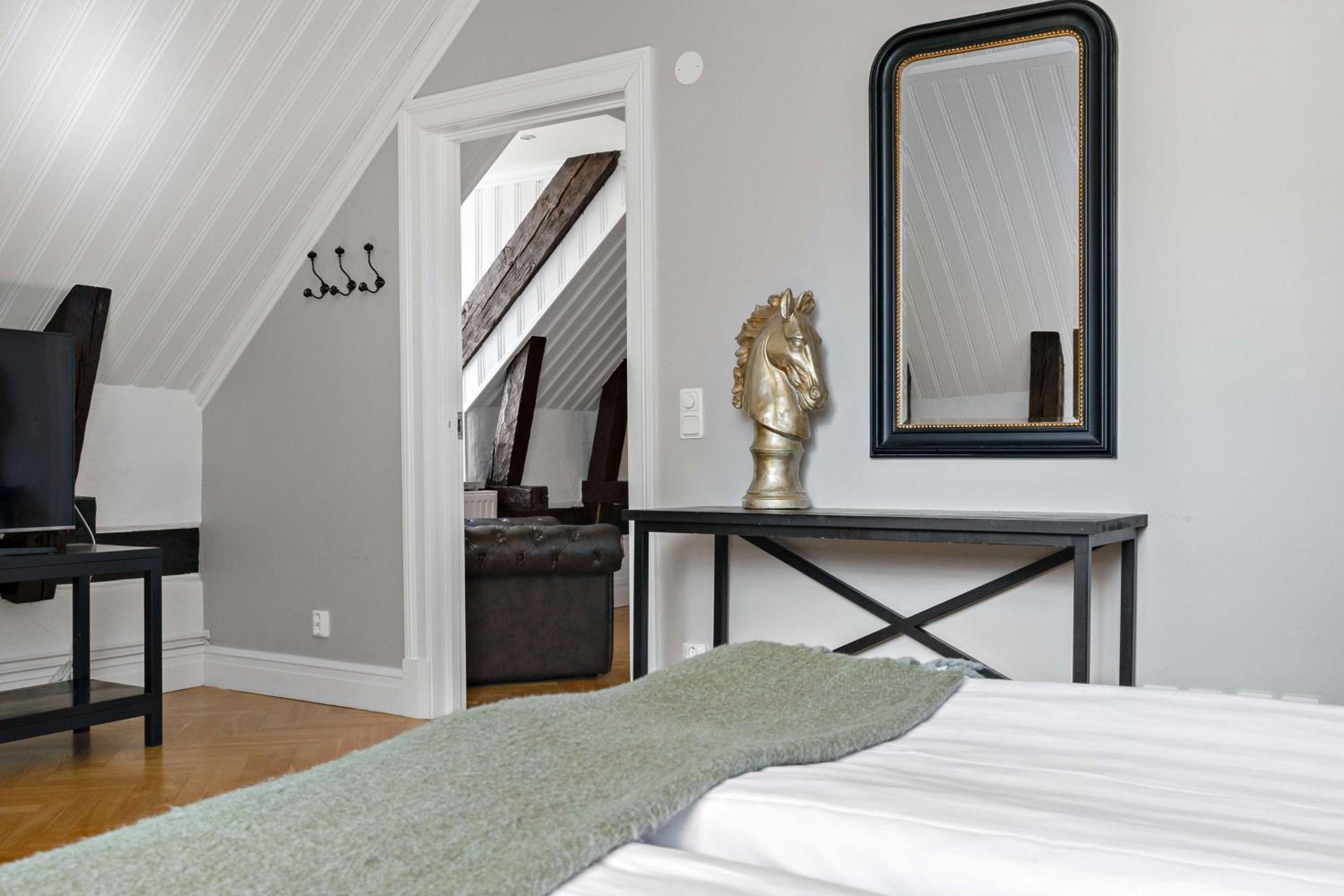 Family Room with Sofa Bed