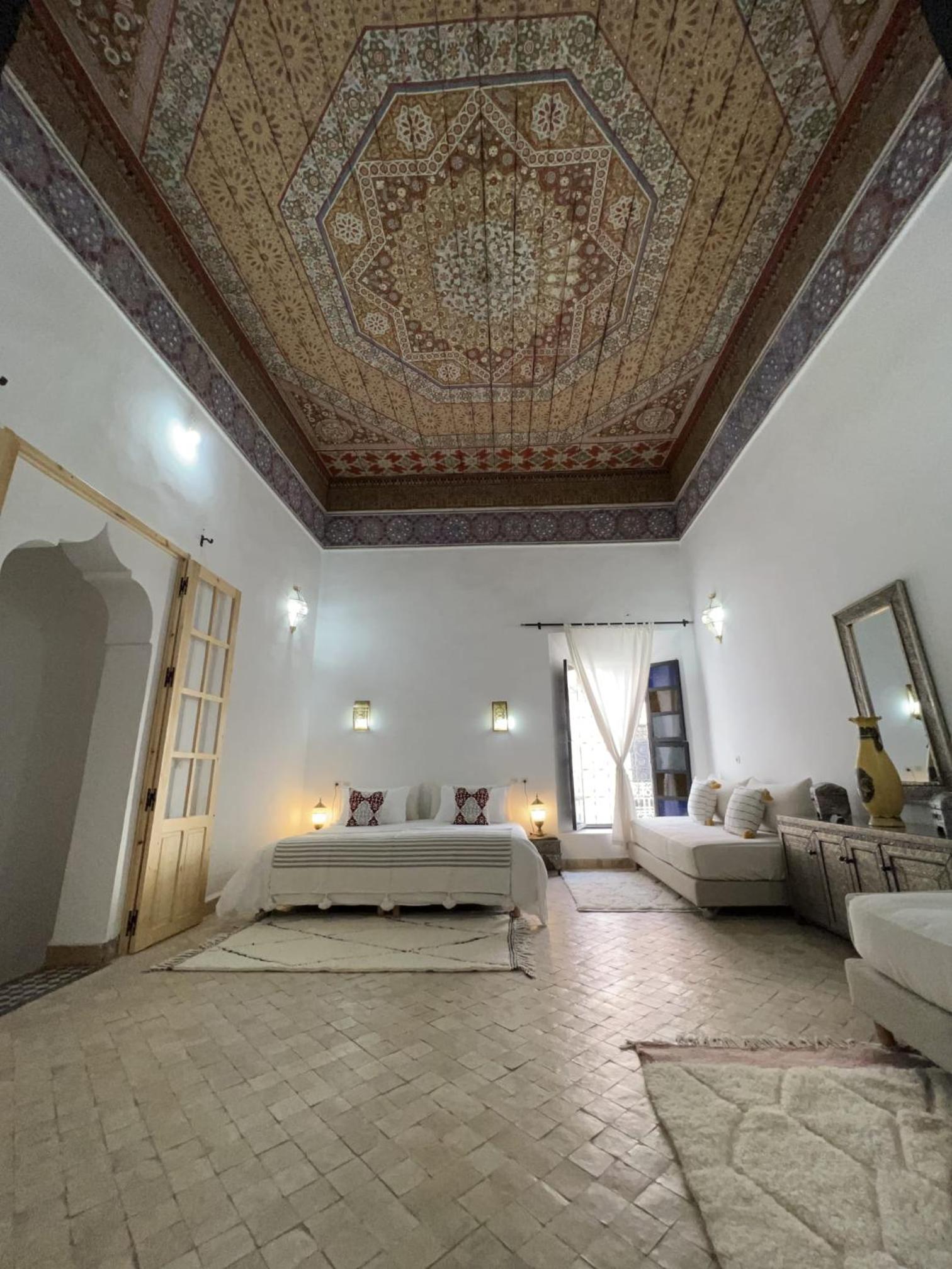 Deluxe King Suite - Photo 1