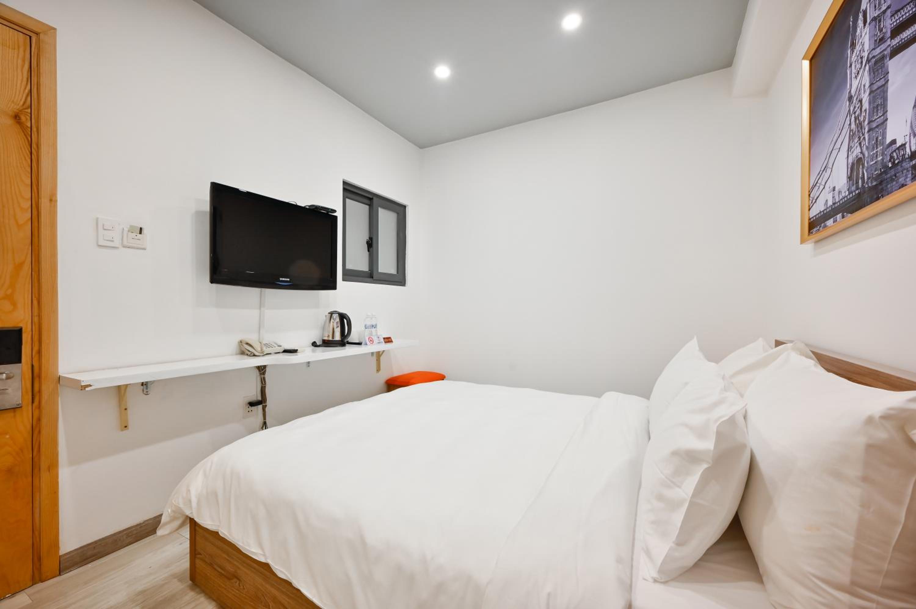 Superior Twin Room With Complimentary Daily Snack photo 1
