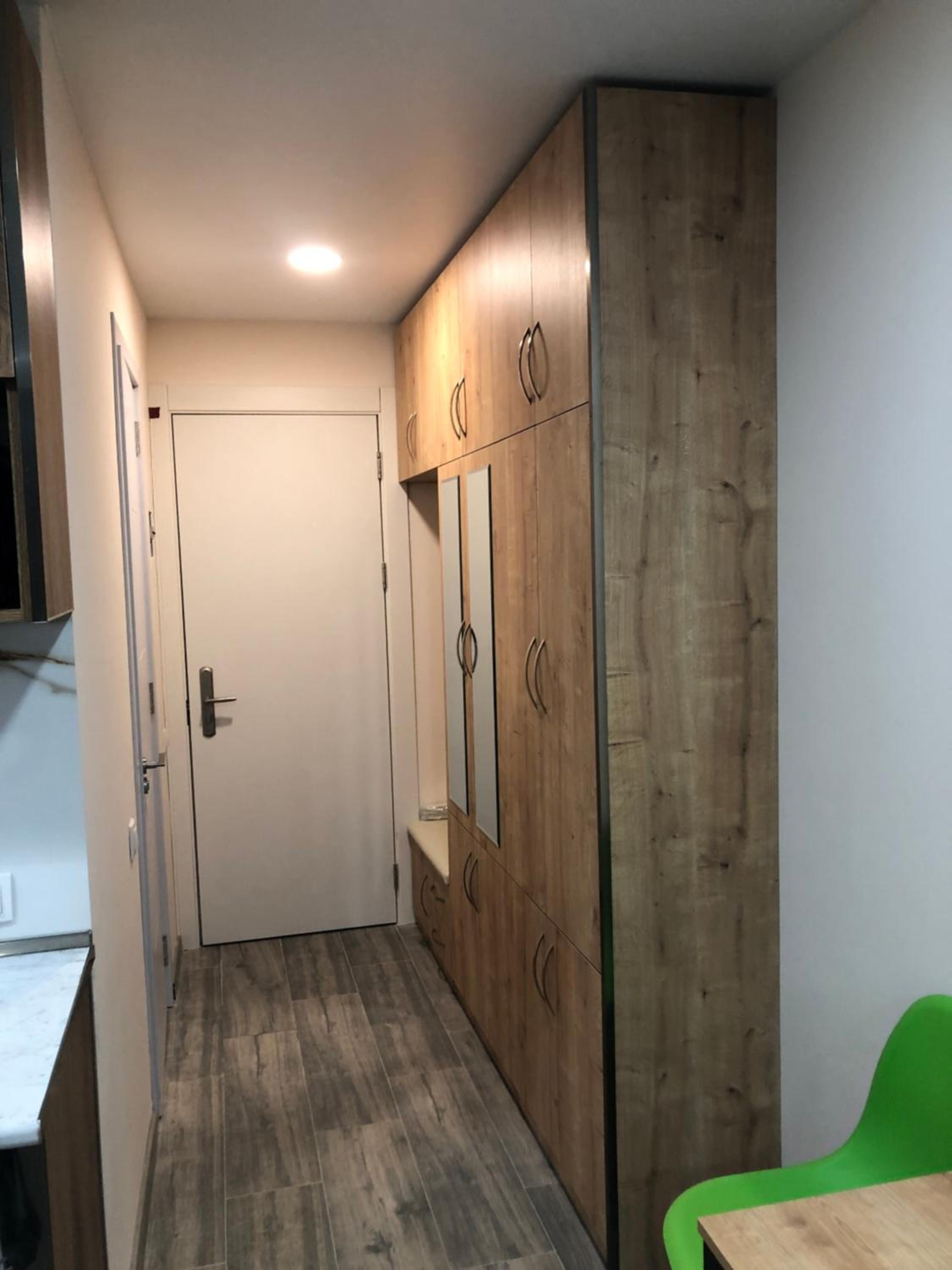 Studio Apartment with Balcony photo 1