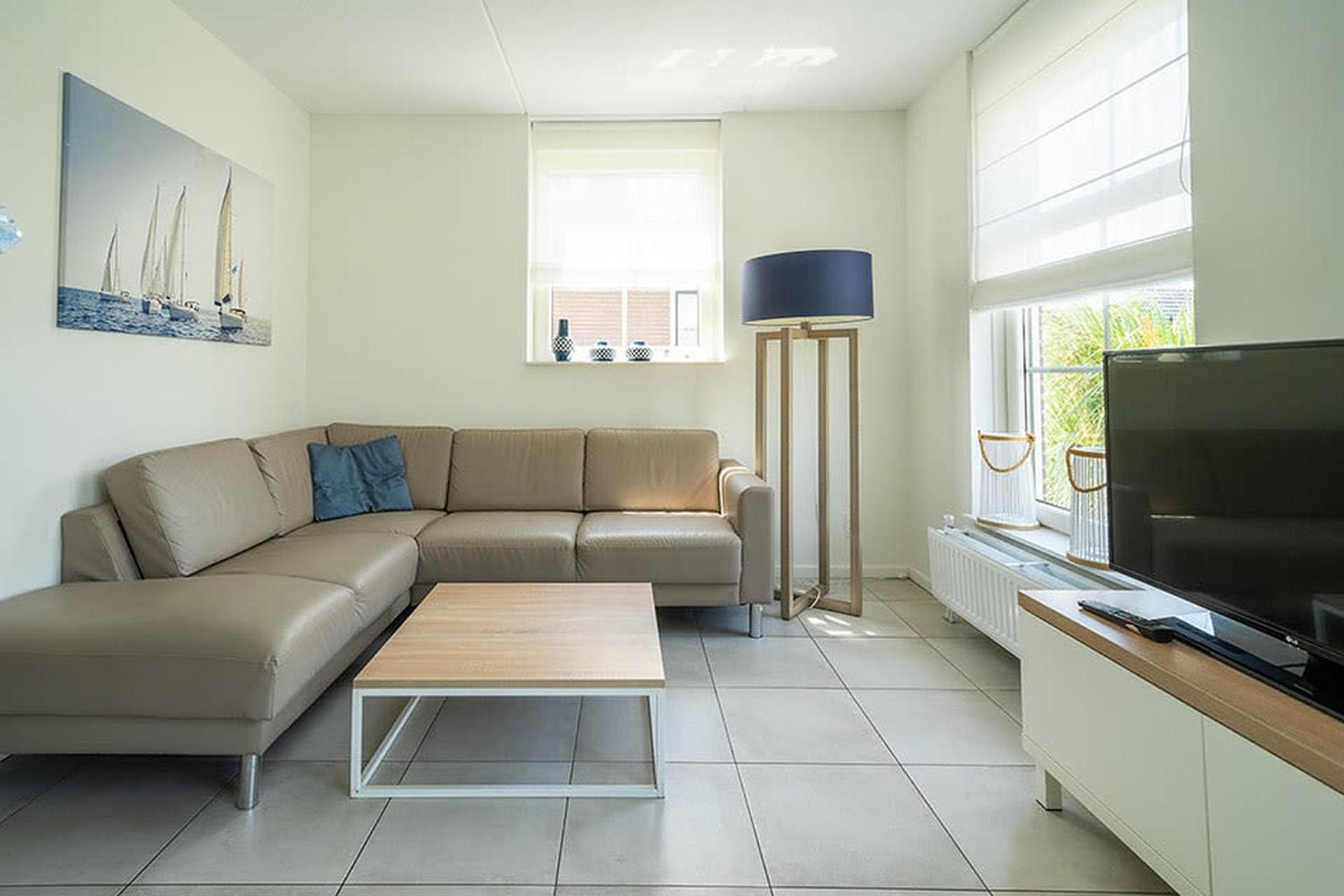 Three Bedroom Bungalow - Munt 6