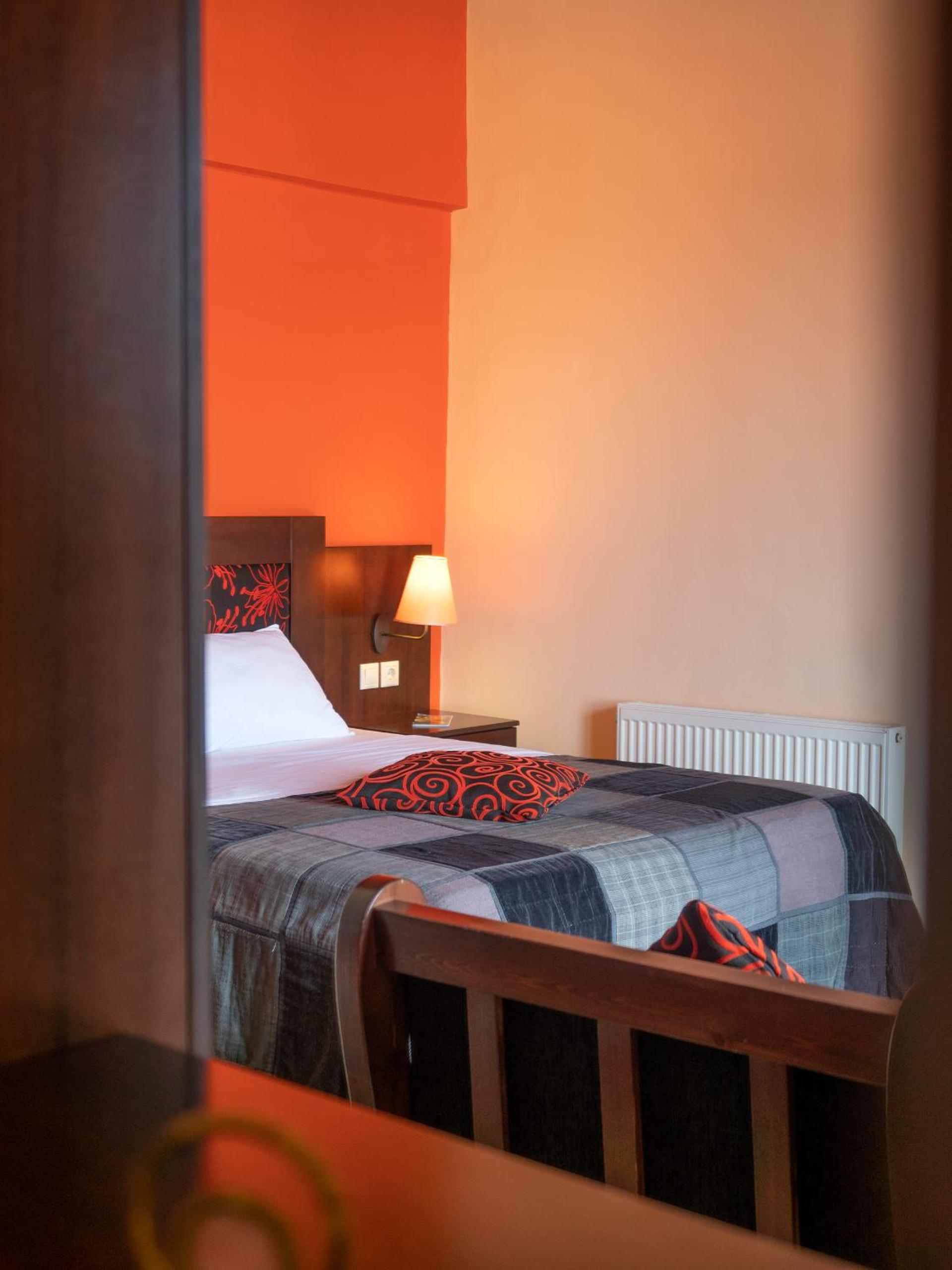 Double Room with Fireplace - Photo 6