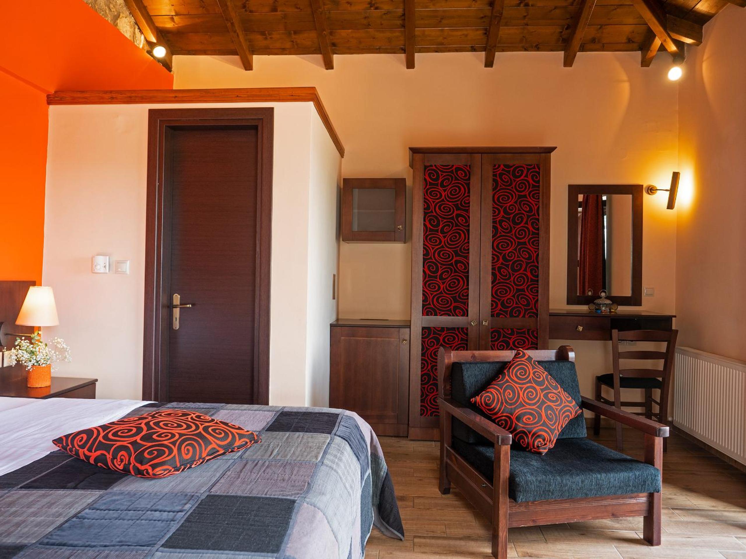 Double Room with Fireplace - Photo 5