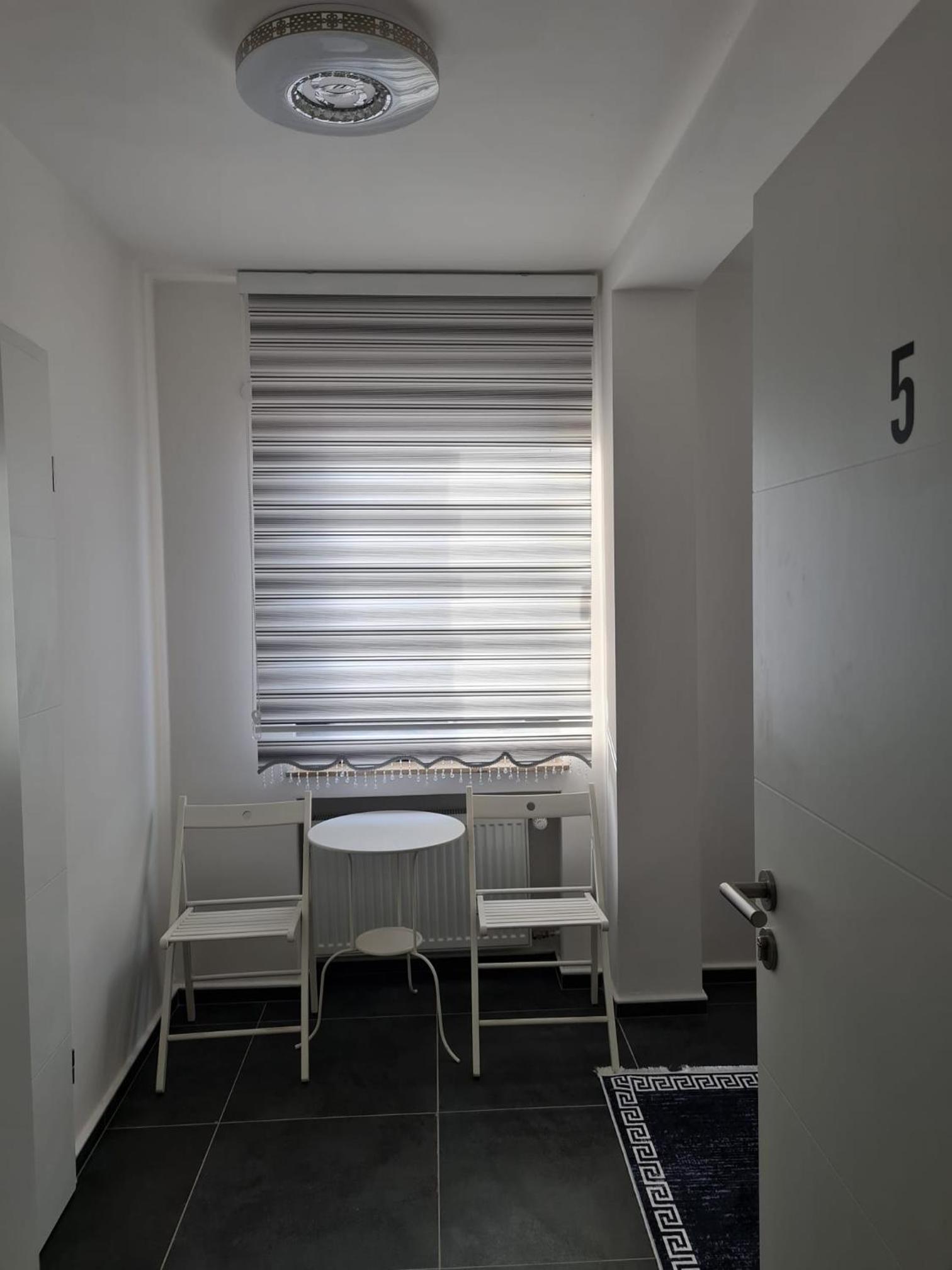Double Room with Private Bathroom photo 3