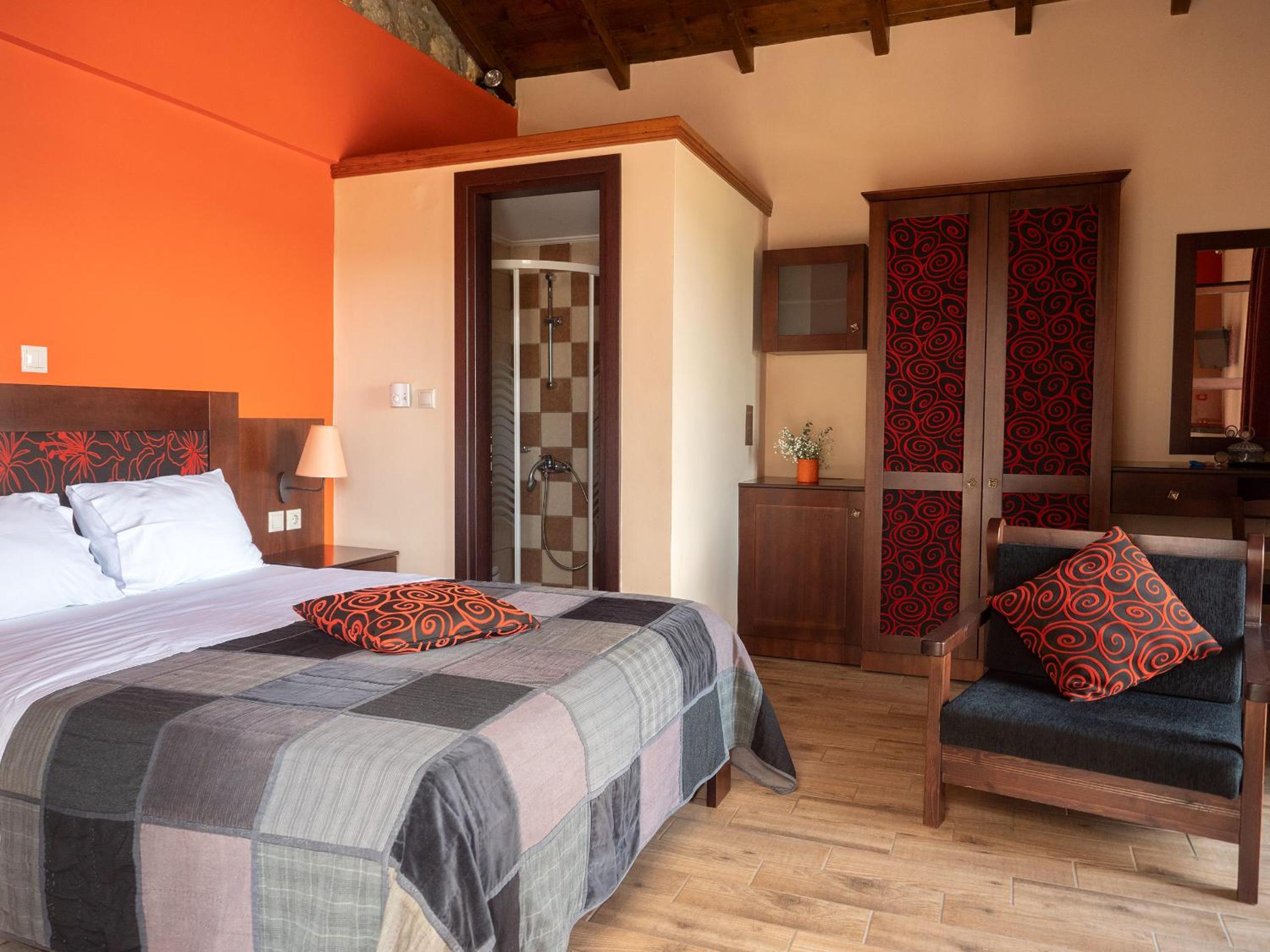 Double Room with Fireplace - Photo 7