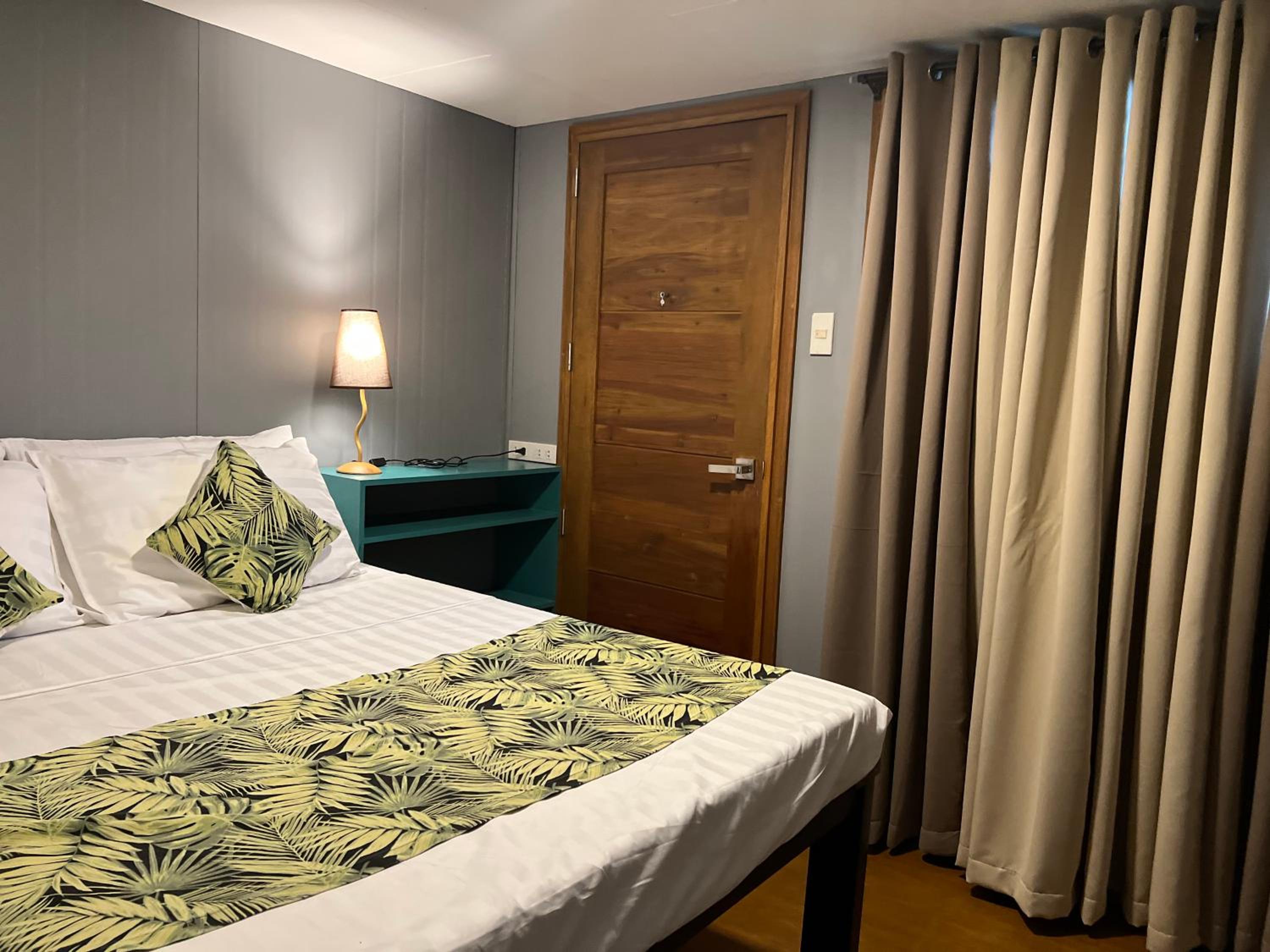 Double Room - Photo 10