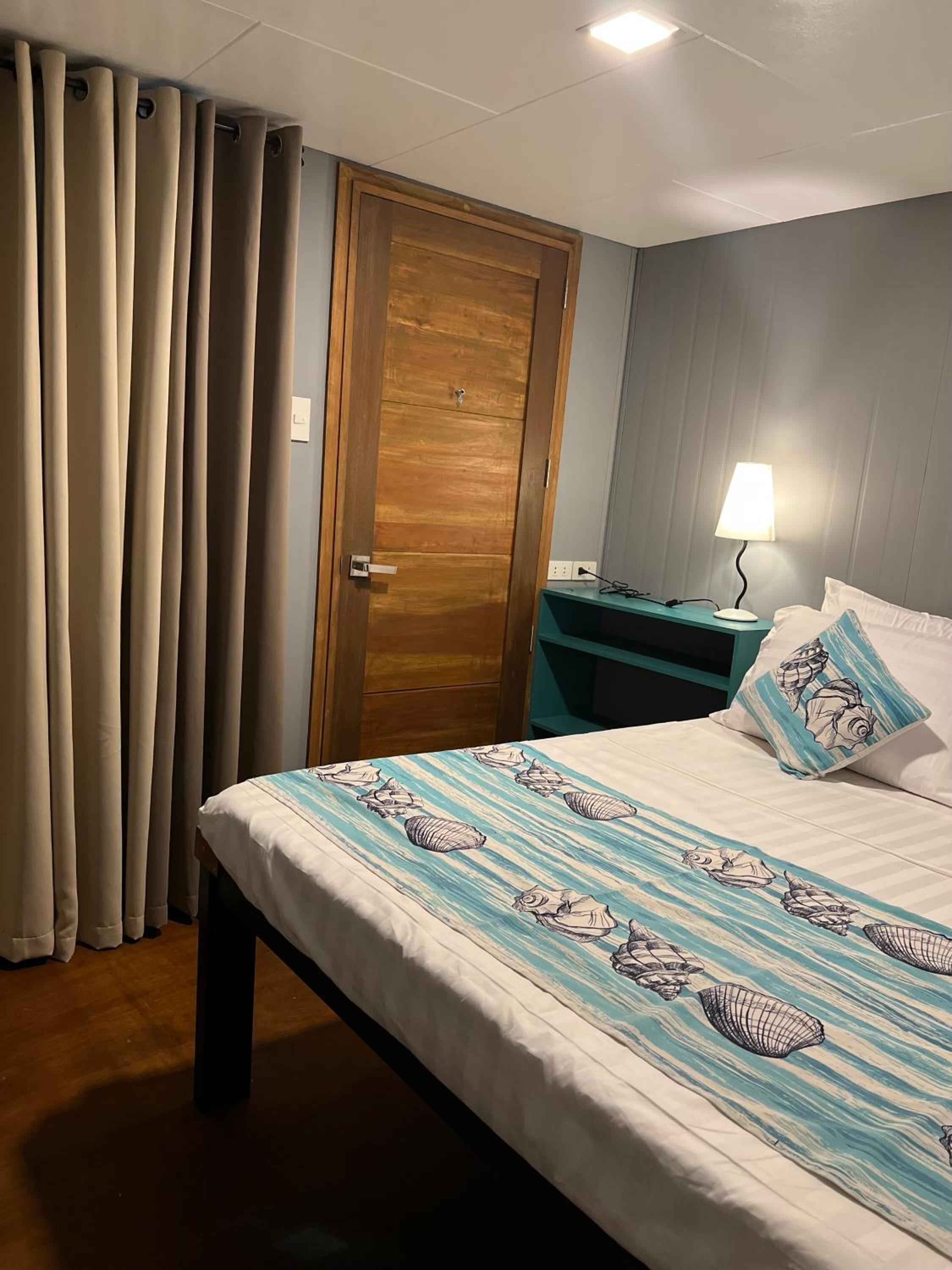 Double Room - Photo 9