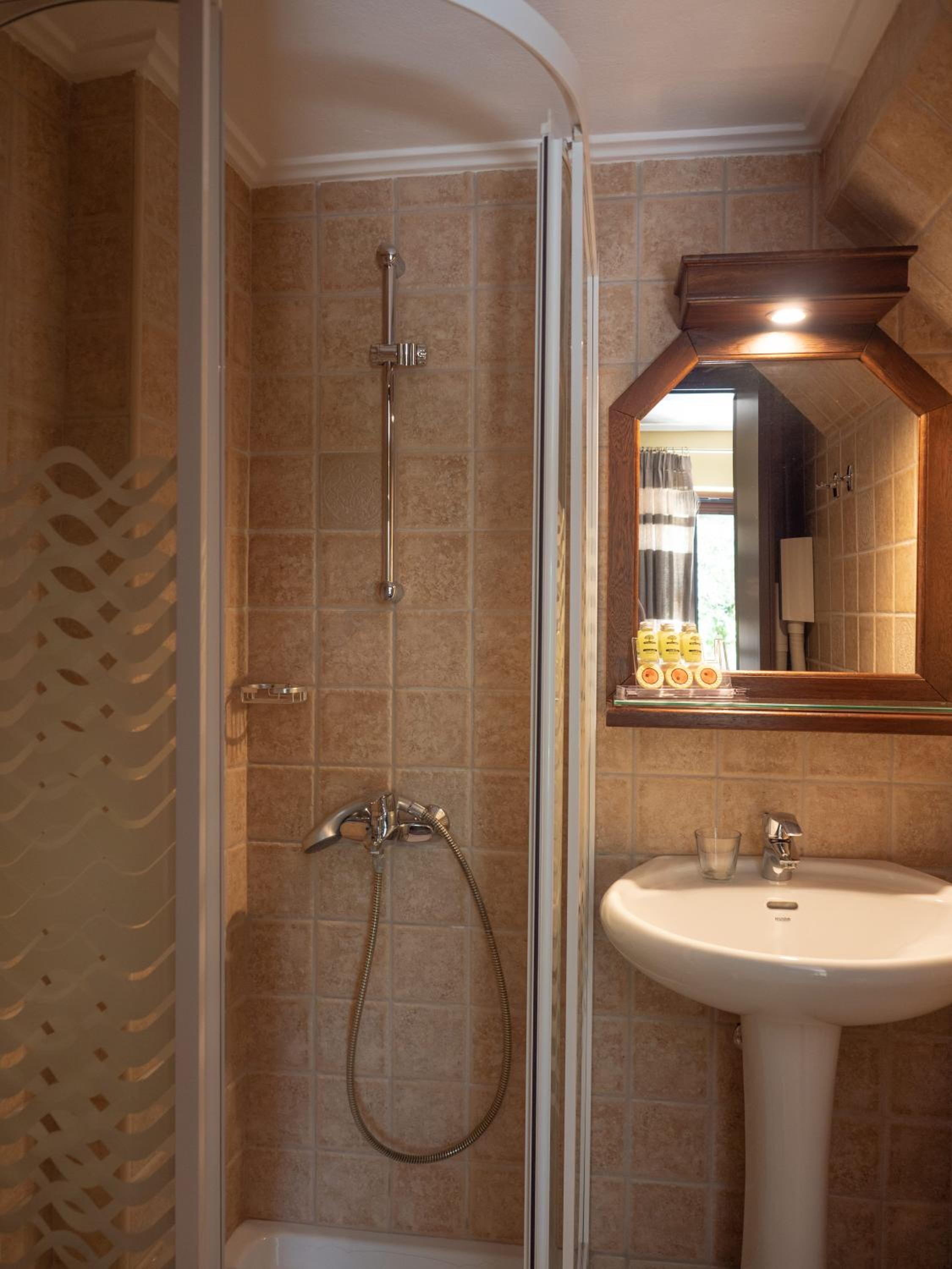 Family Maisonette - Photo 10