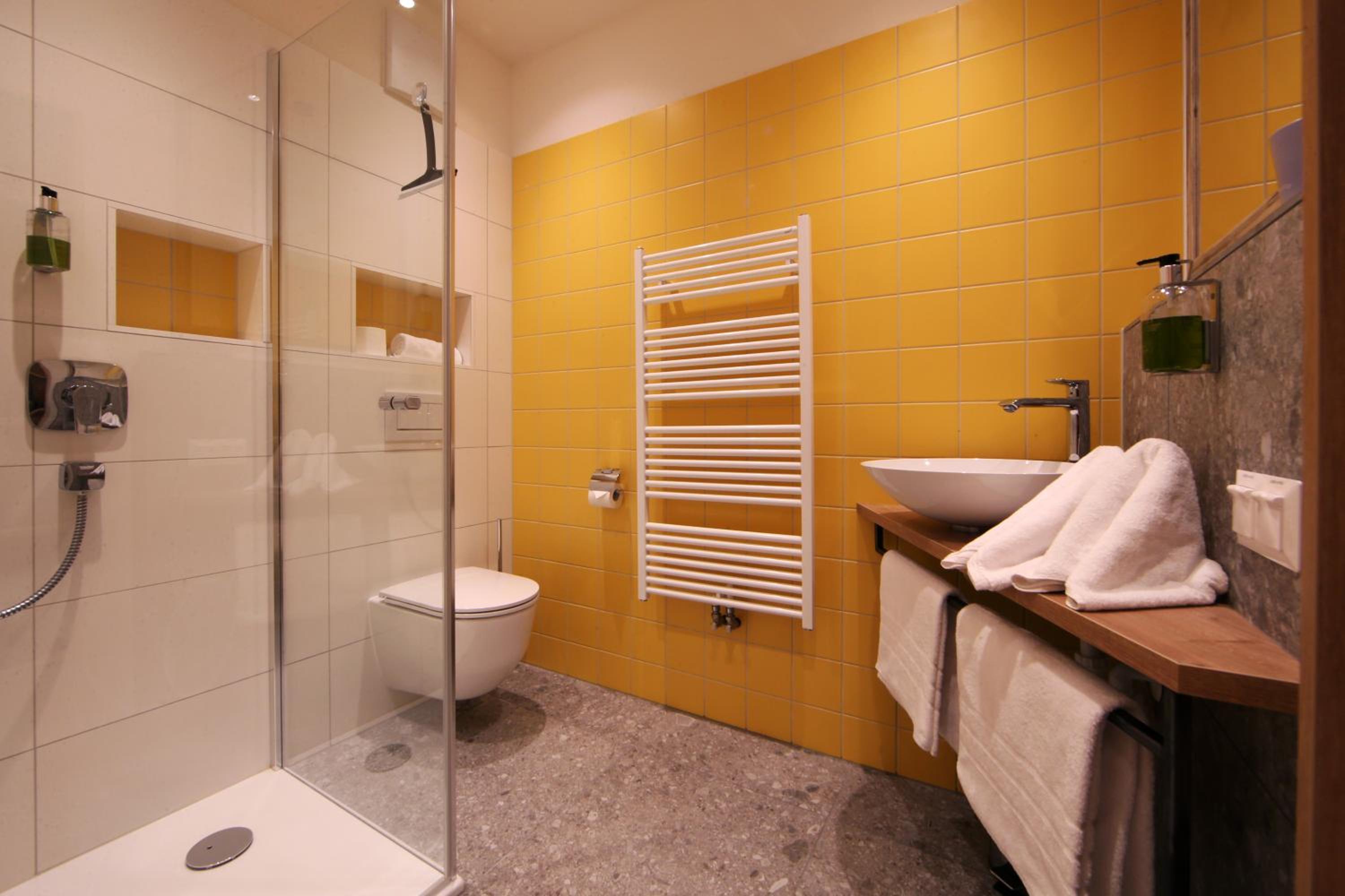 Double Room - Photo 6