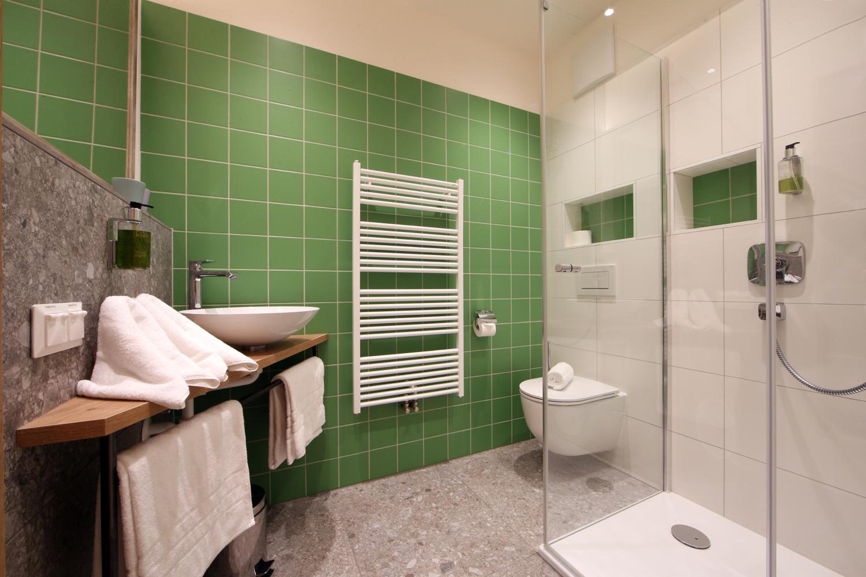 Double Room - Photo 10