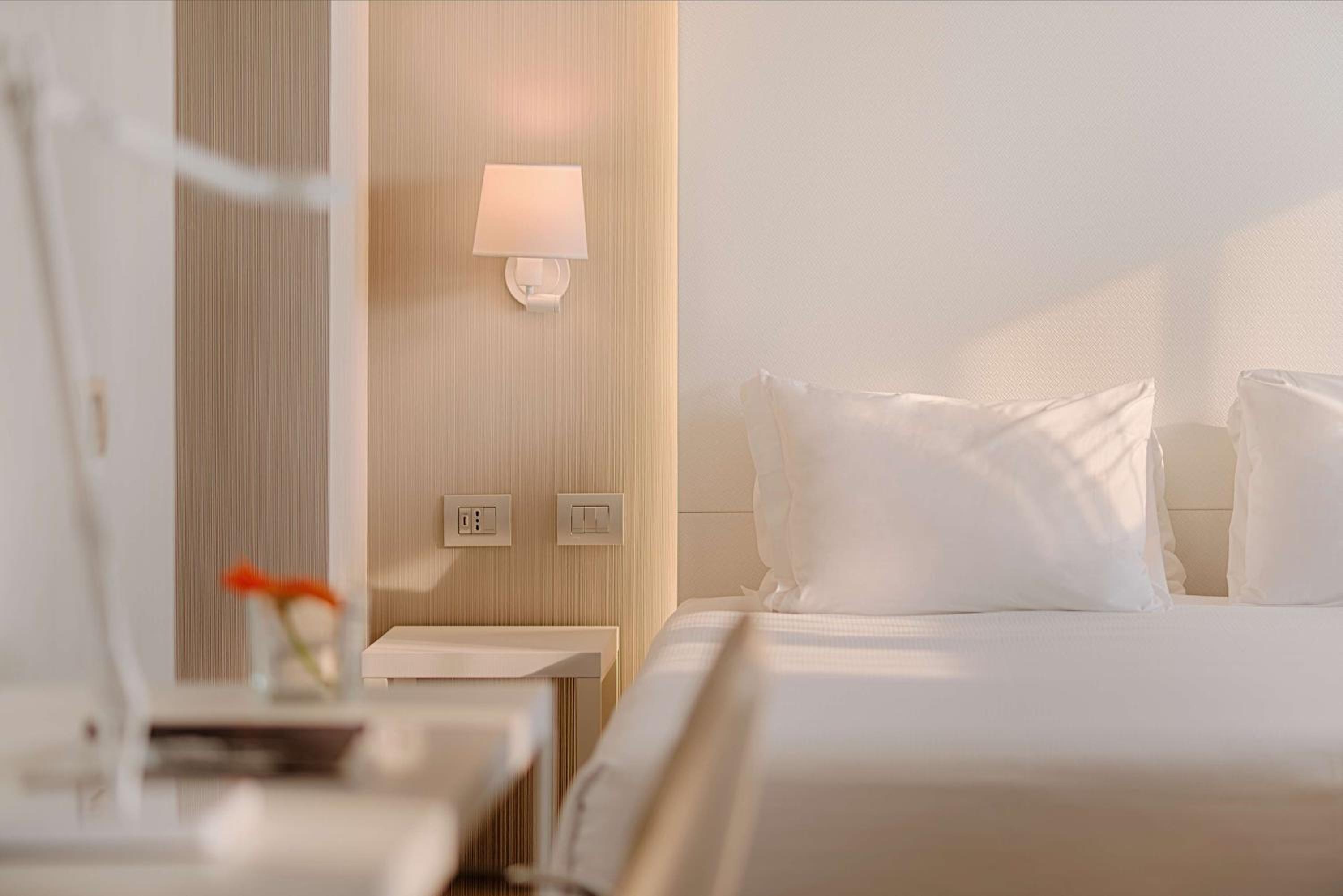 Suite - Photo 6