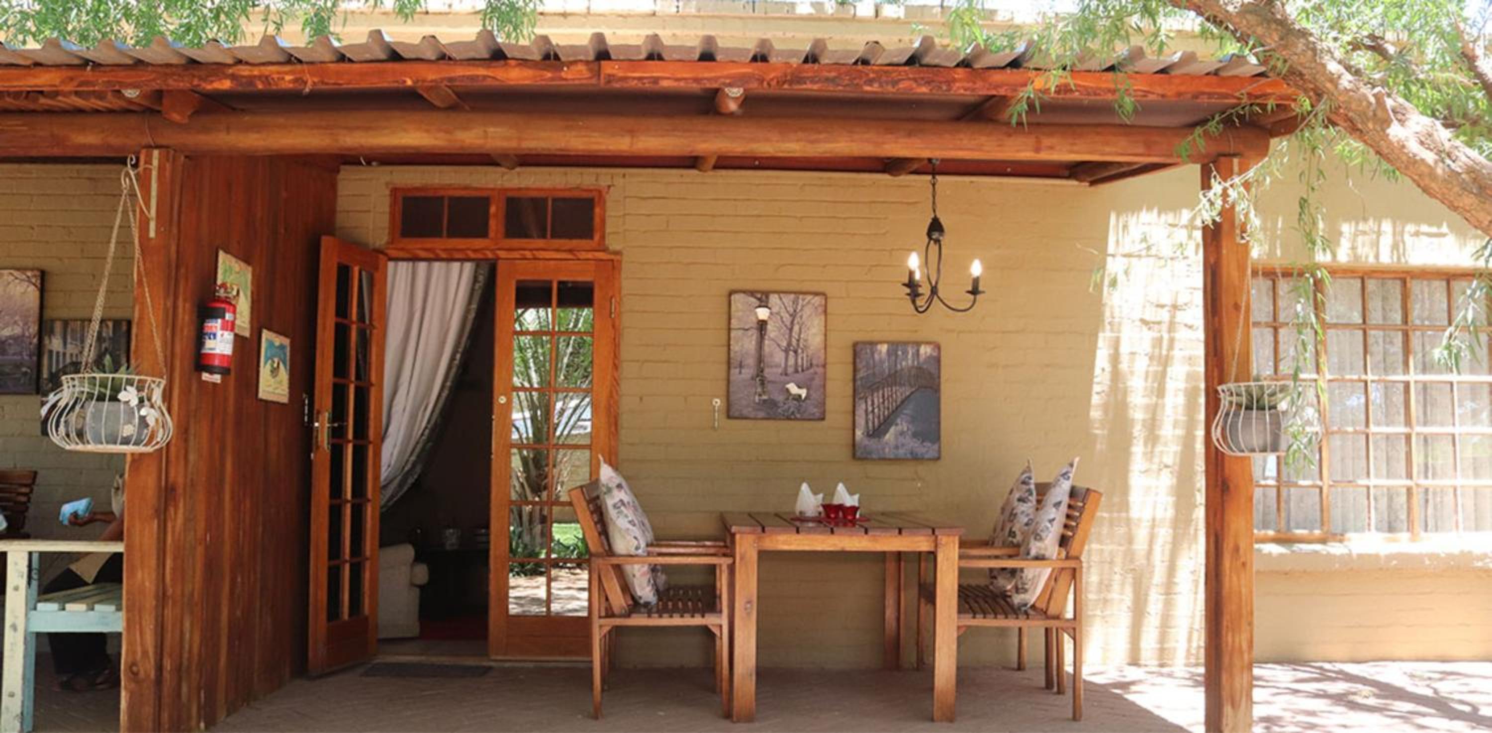 Family Room with Garden View photo 3