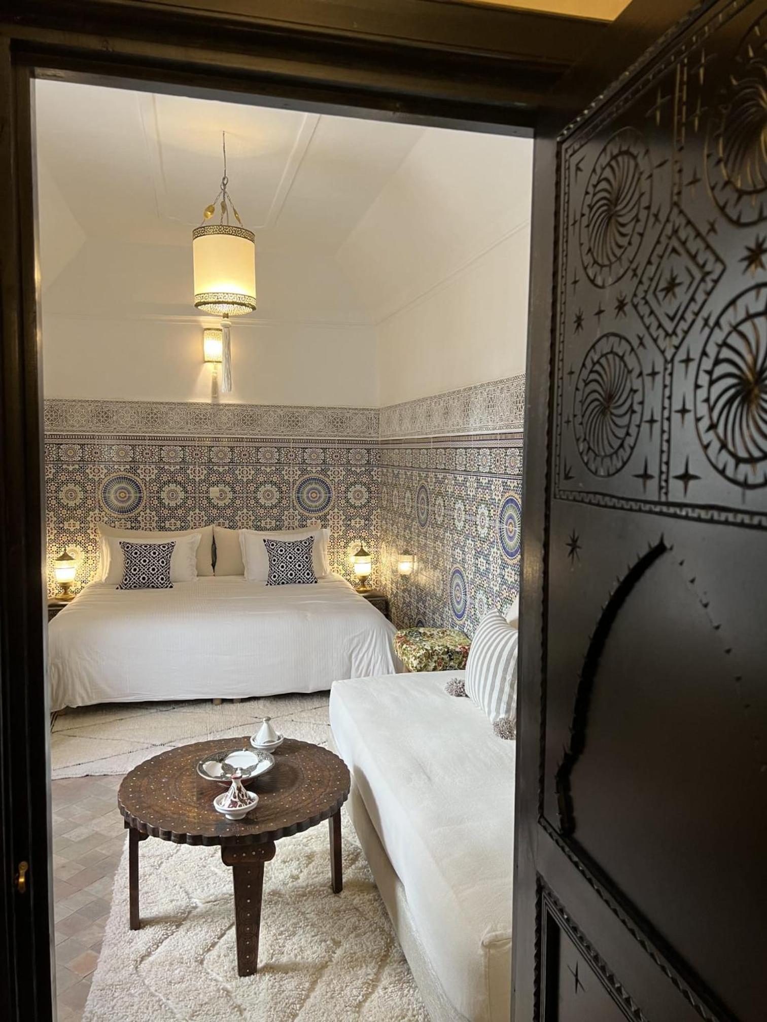 Deluxe Room - Photo 4