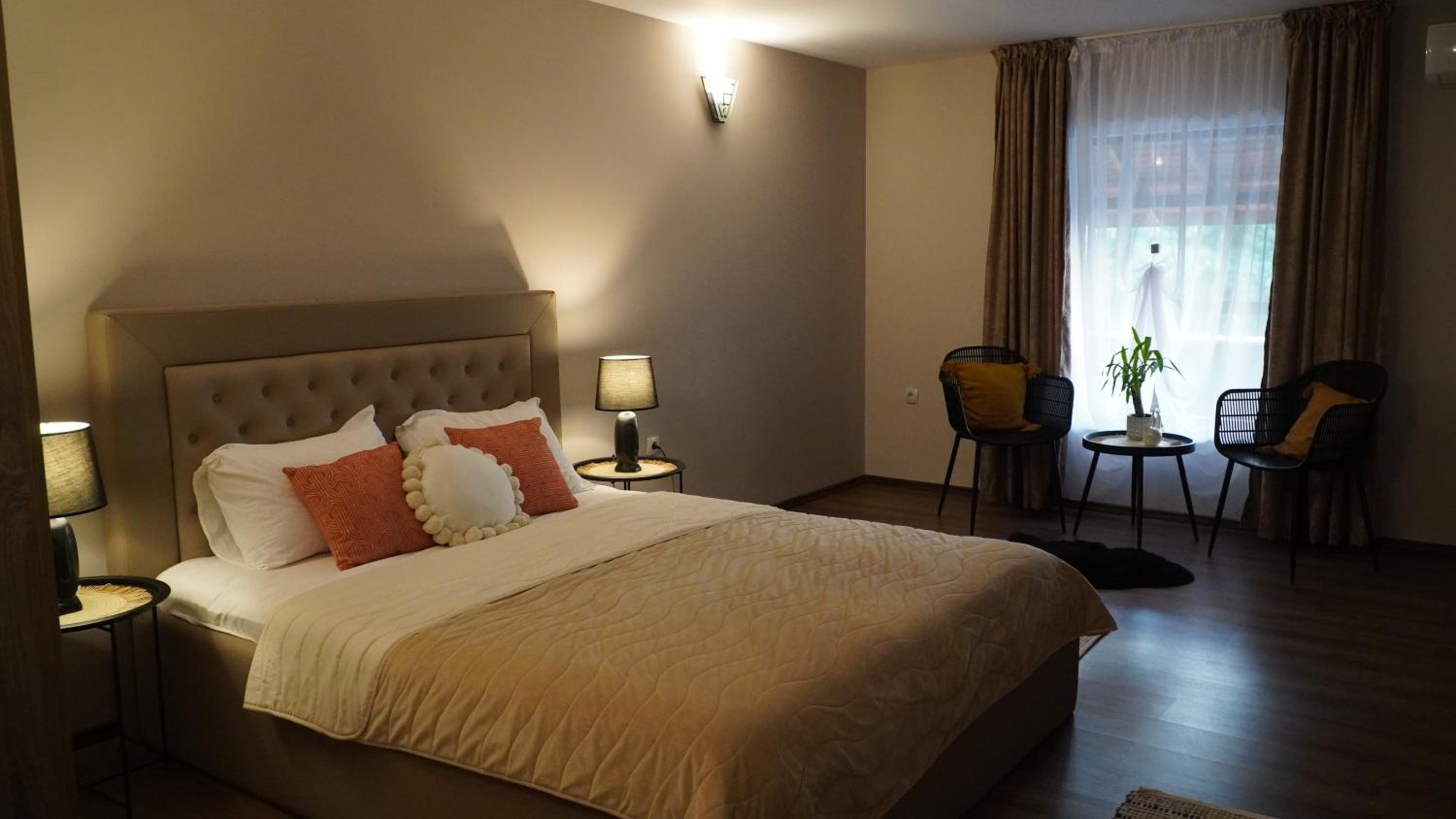 Villa - Photo 3