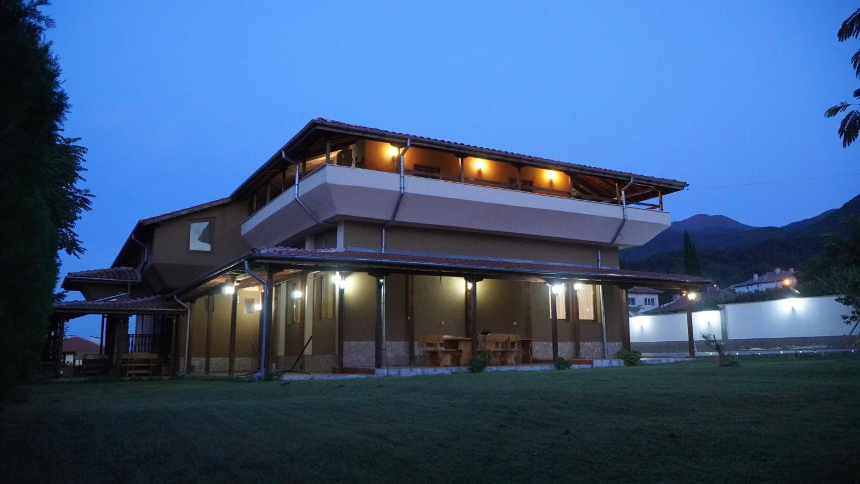Villa - Photo 5