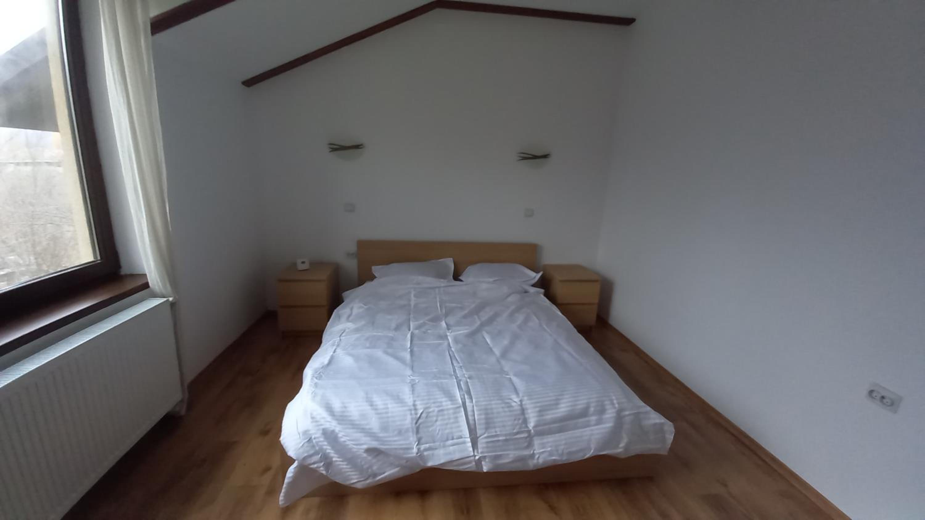 Four-Bedroom House photo 3