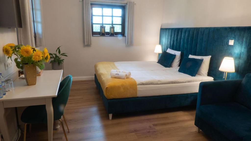 Double Room - Photo 4