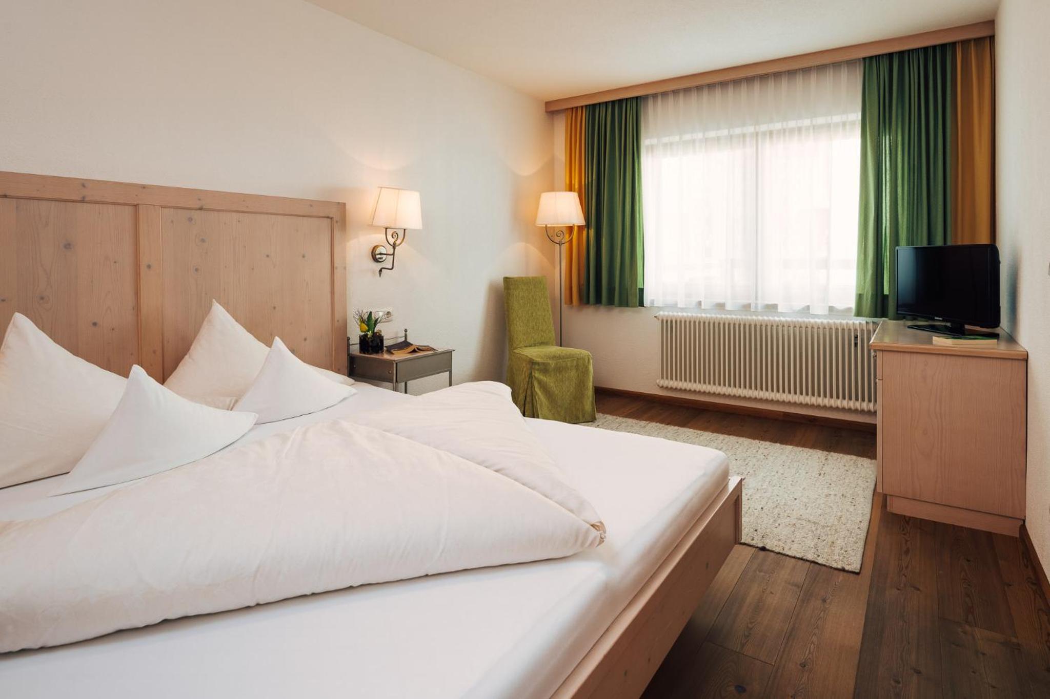Suite - Photo 3