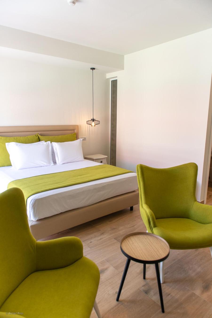 Junior Suite with Balcony photo 3