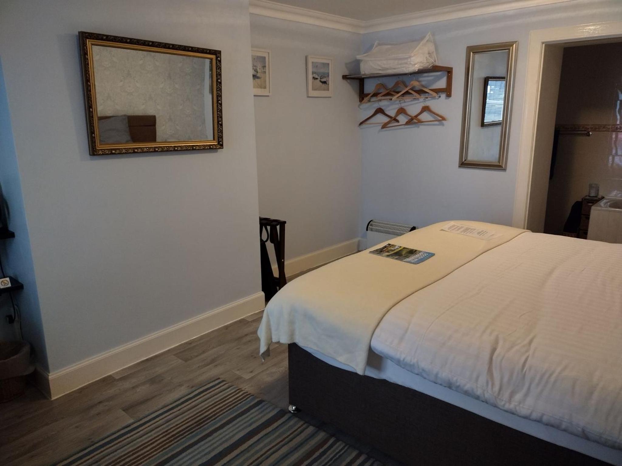 Standard Double Room photo 2