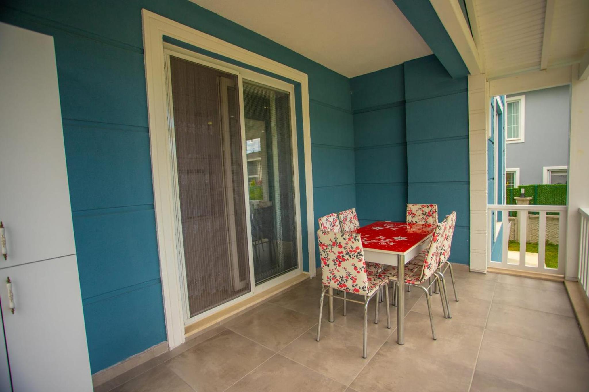 Villa - Photo 3