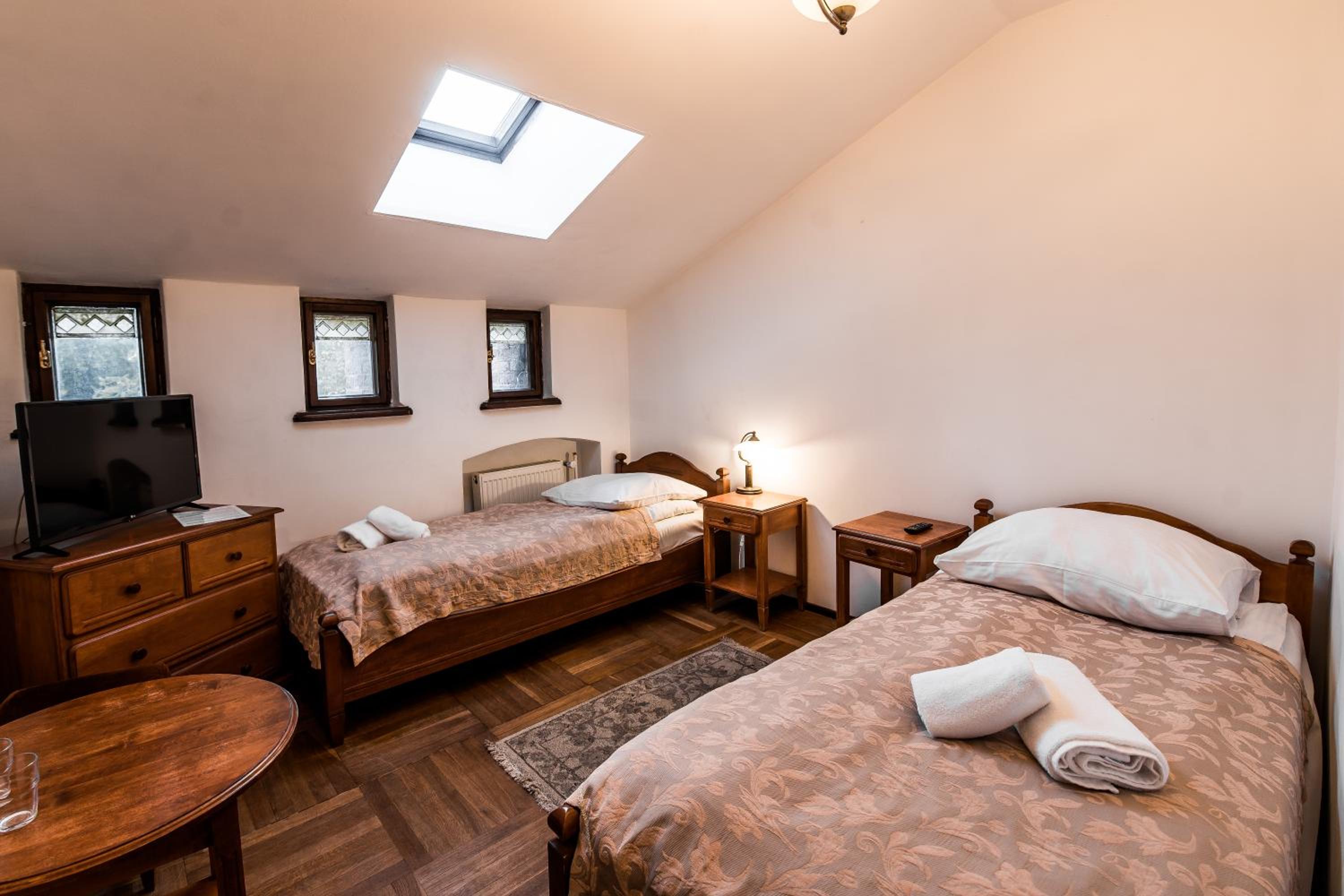 Economy Double Room - Photo 1