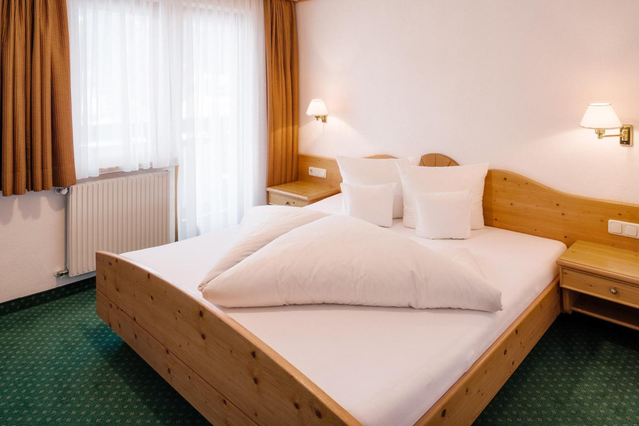 Superior Double Room - Photo 2