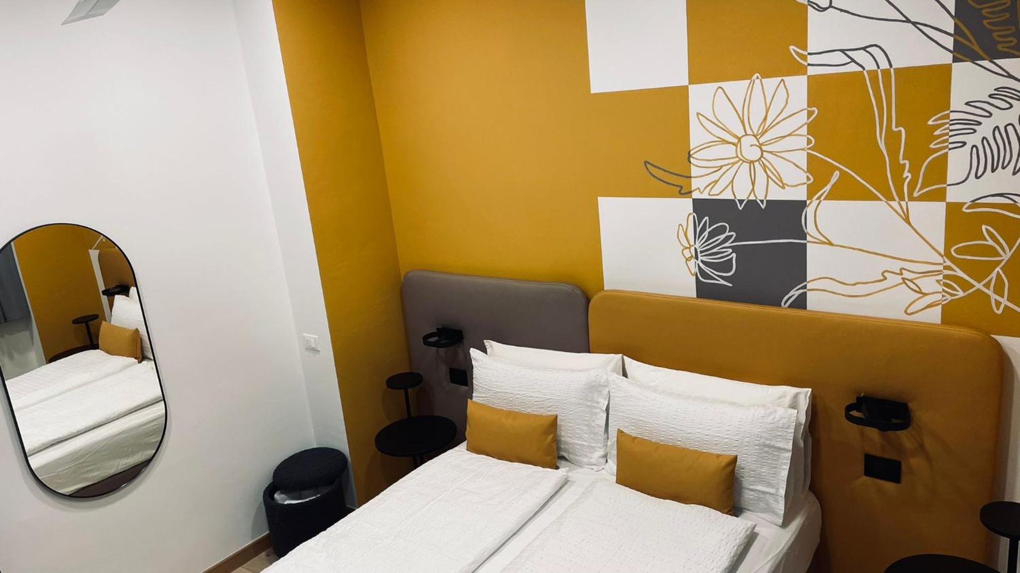 Double Room with Shared Bathroom photo 2
