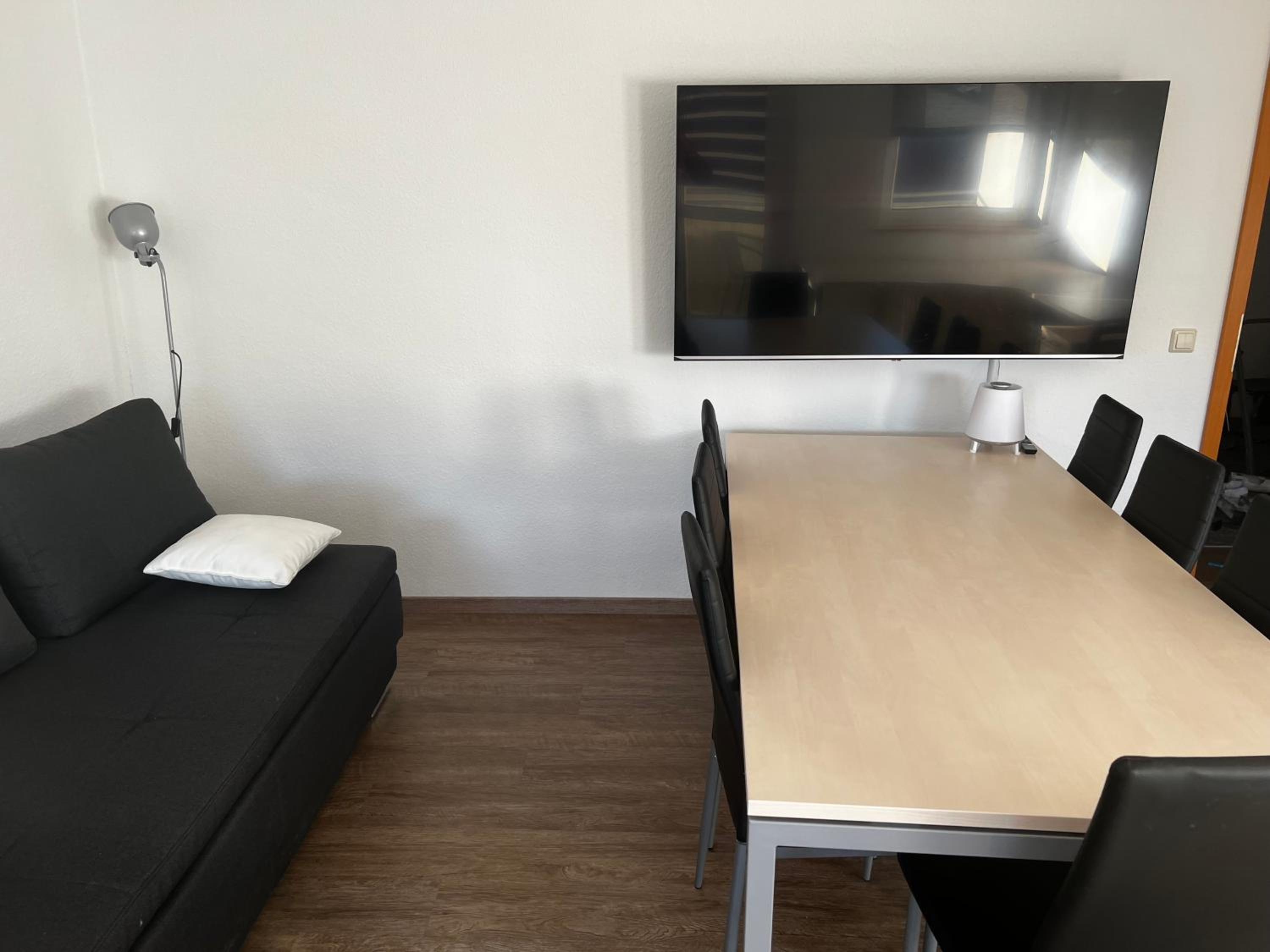Studio Apartment photo 1