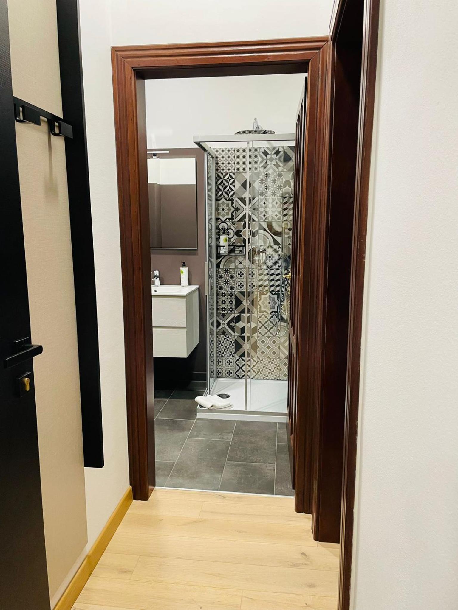 Double Room with Private Bathroom photo 3