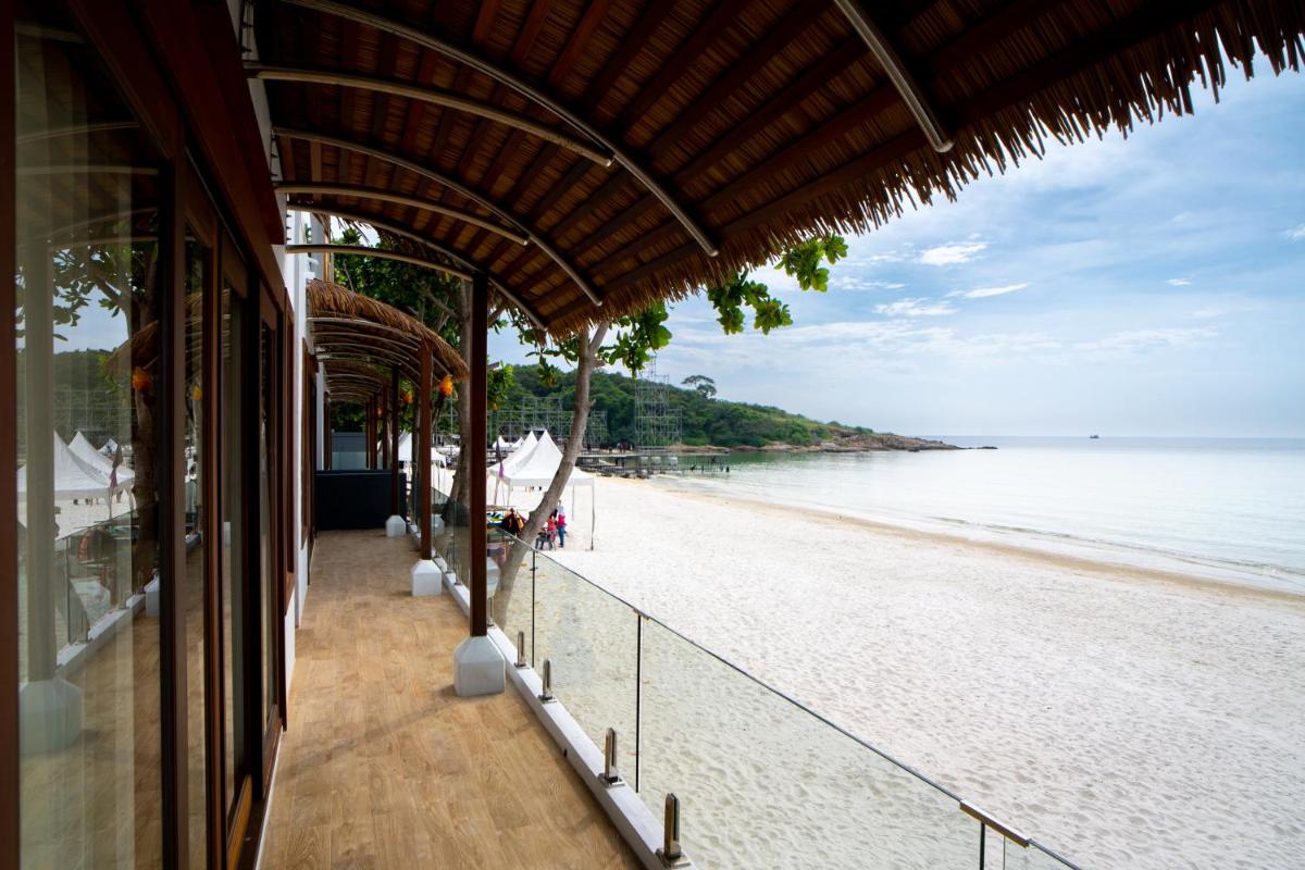  Beach Front Room with Bathtub - Photo 5