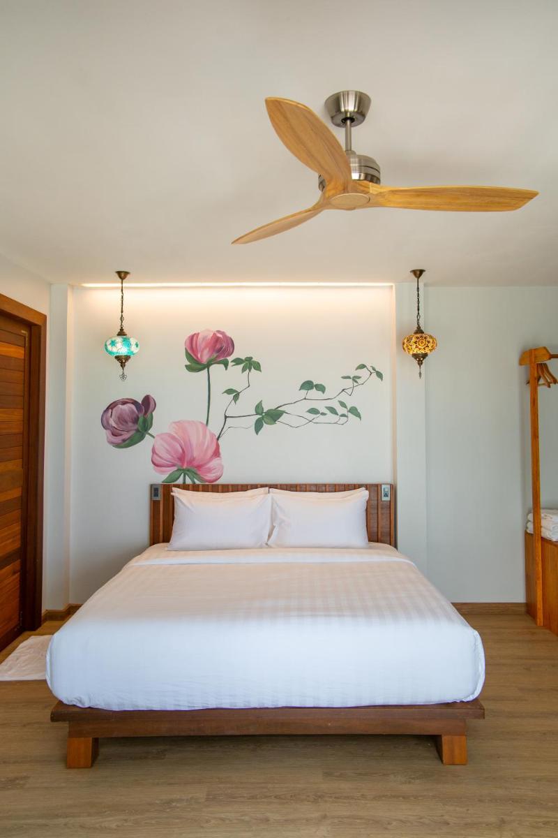 Beach Front Room - Photo 15