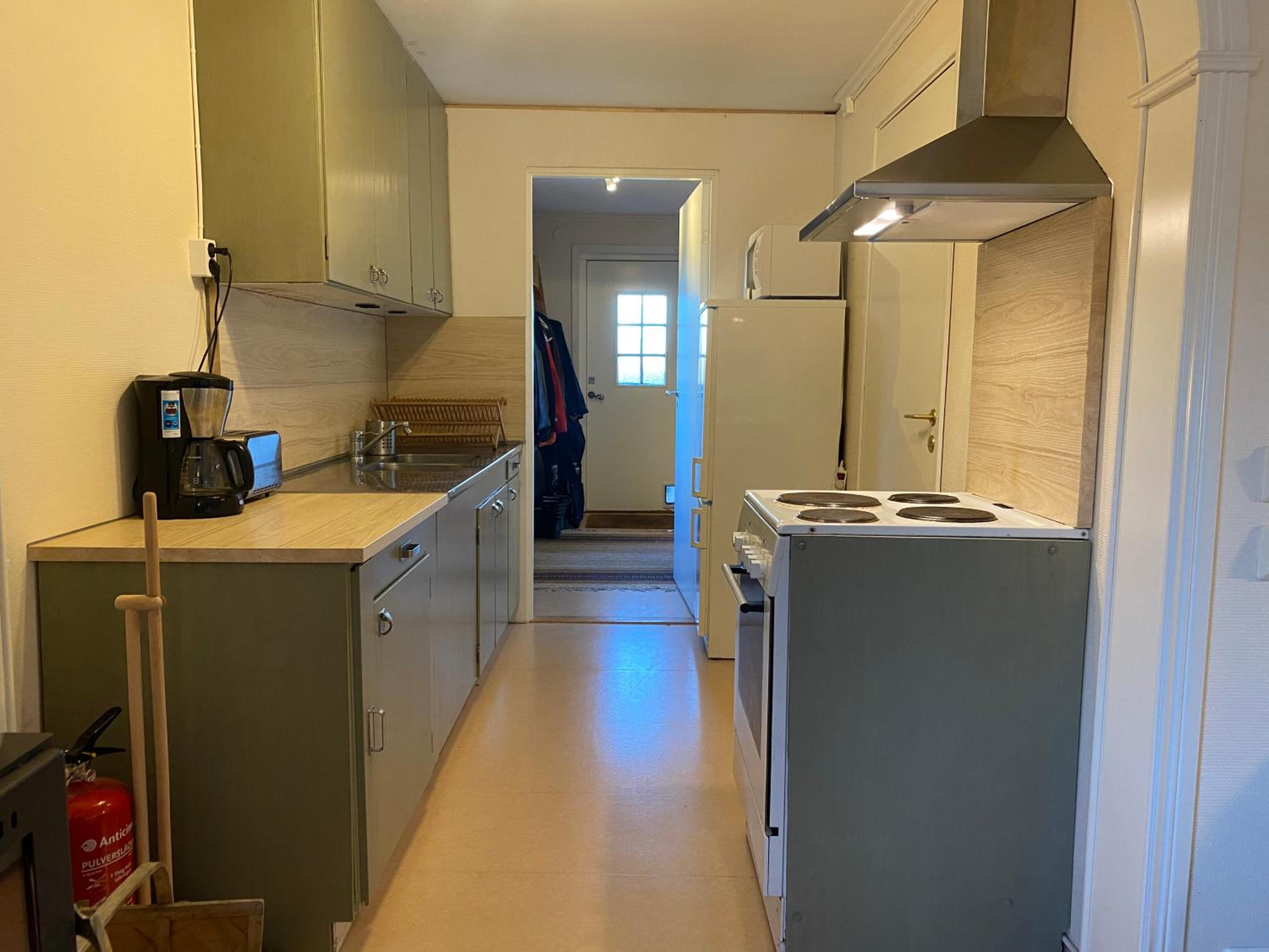 Three-Bedroom House - Photo 13
