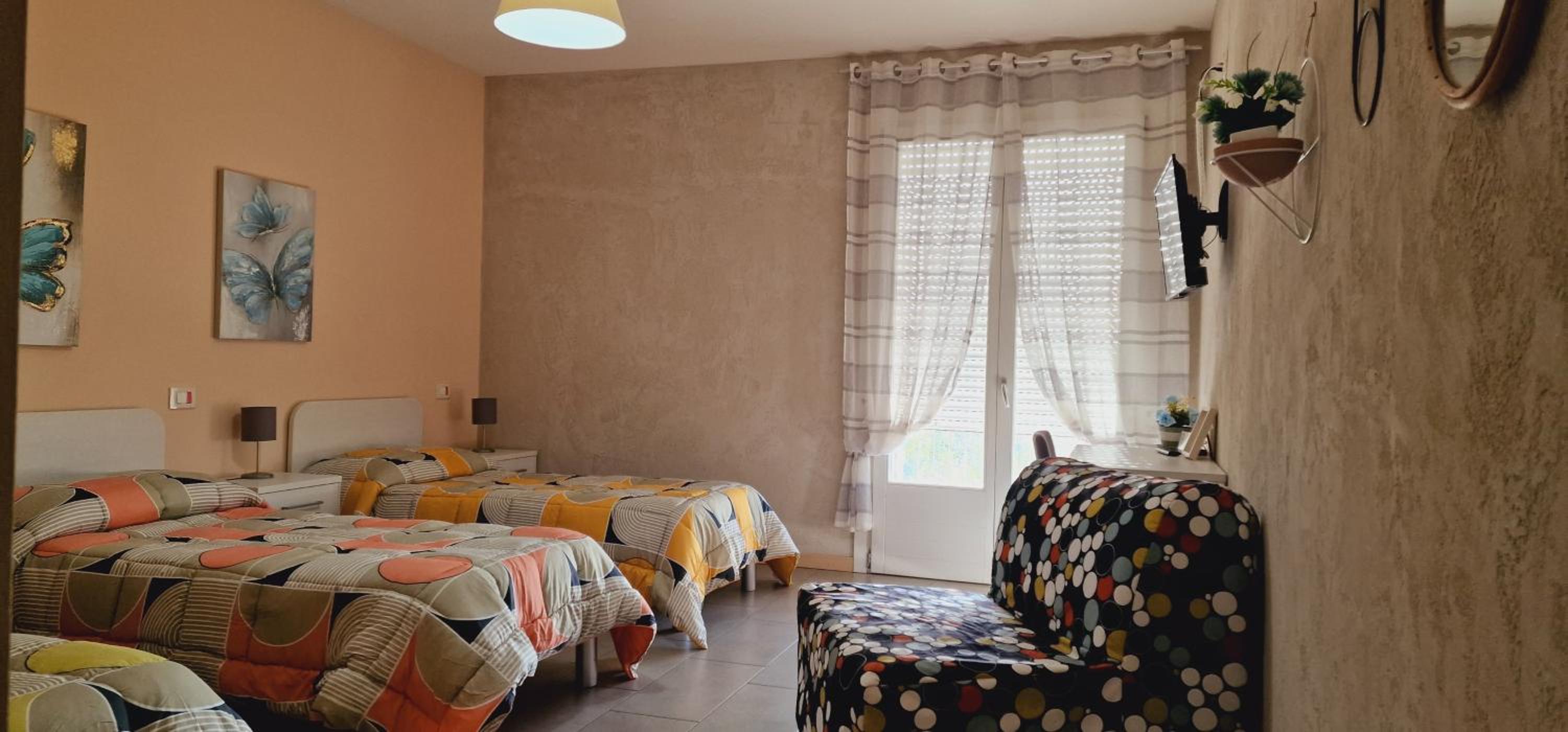 Triple Room - Photo 12