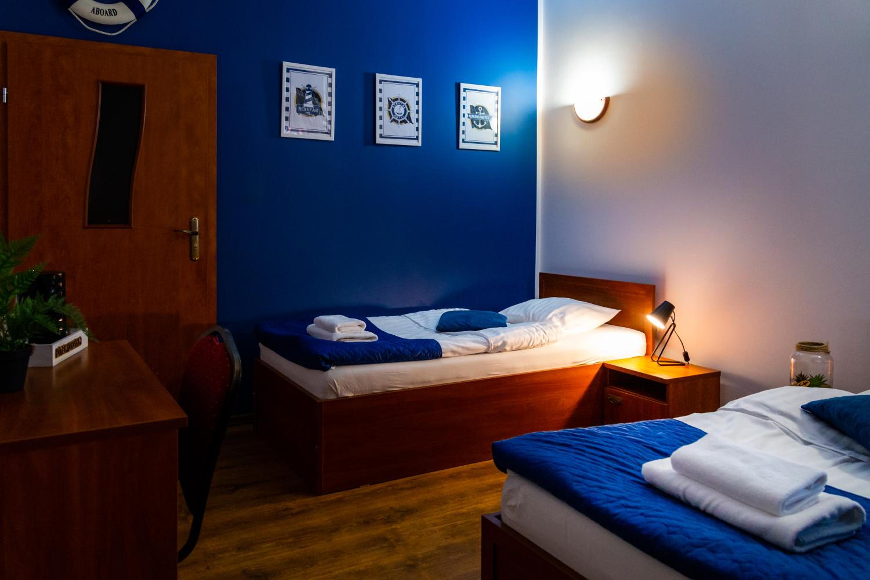 Twin Room - Photo 1