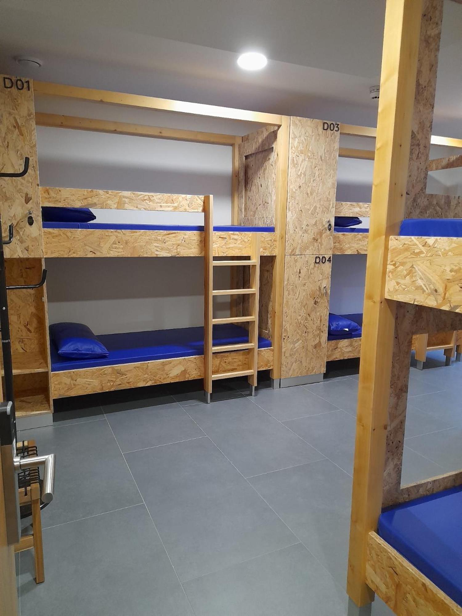 Cama Individual en Dormitorio Mixto