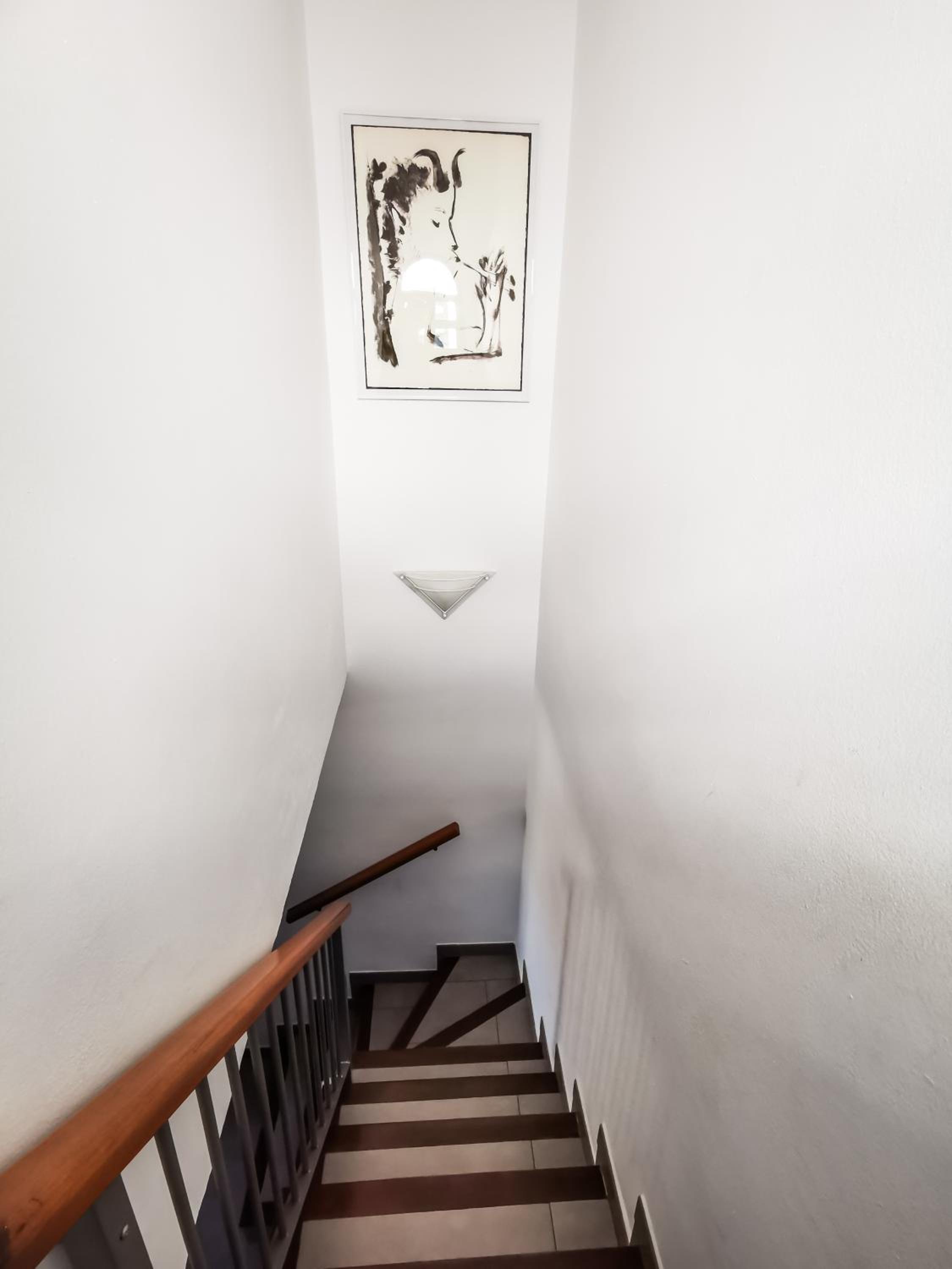 One-Bedroom House - Photo 12
