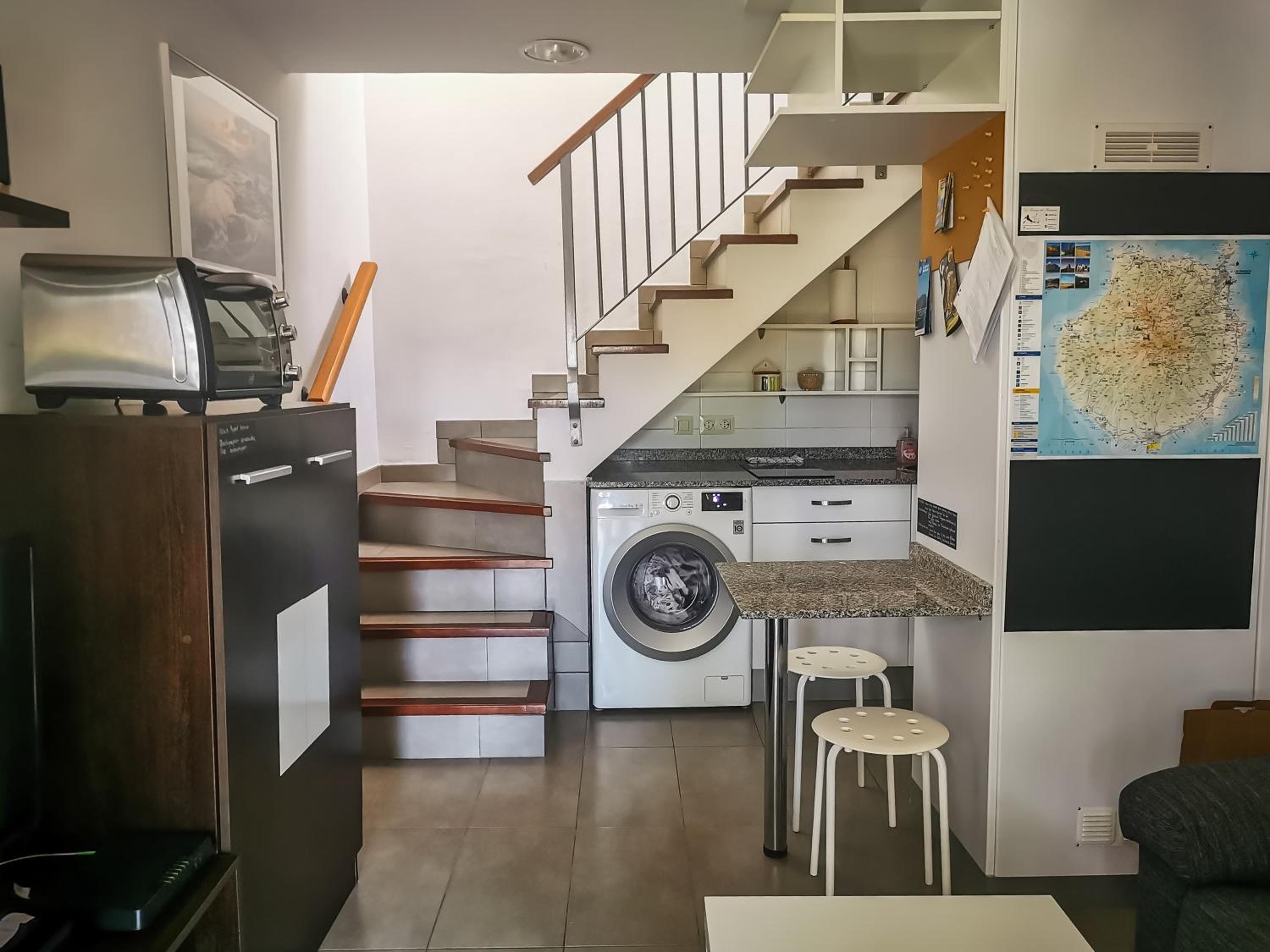 One-Bedroom House - Photo 26