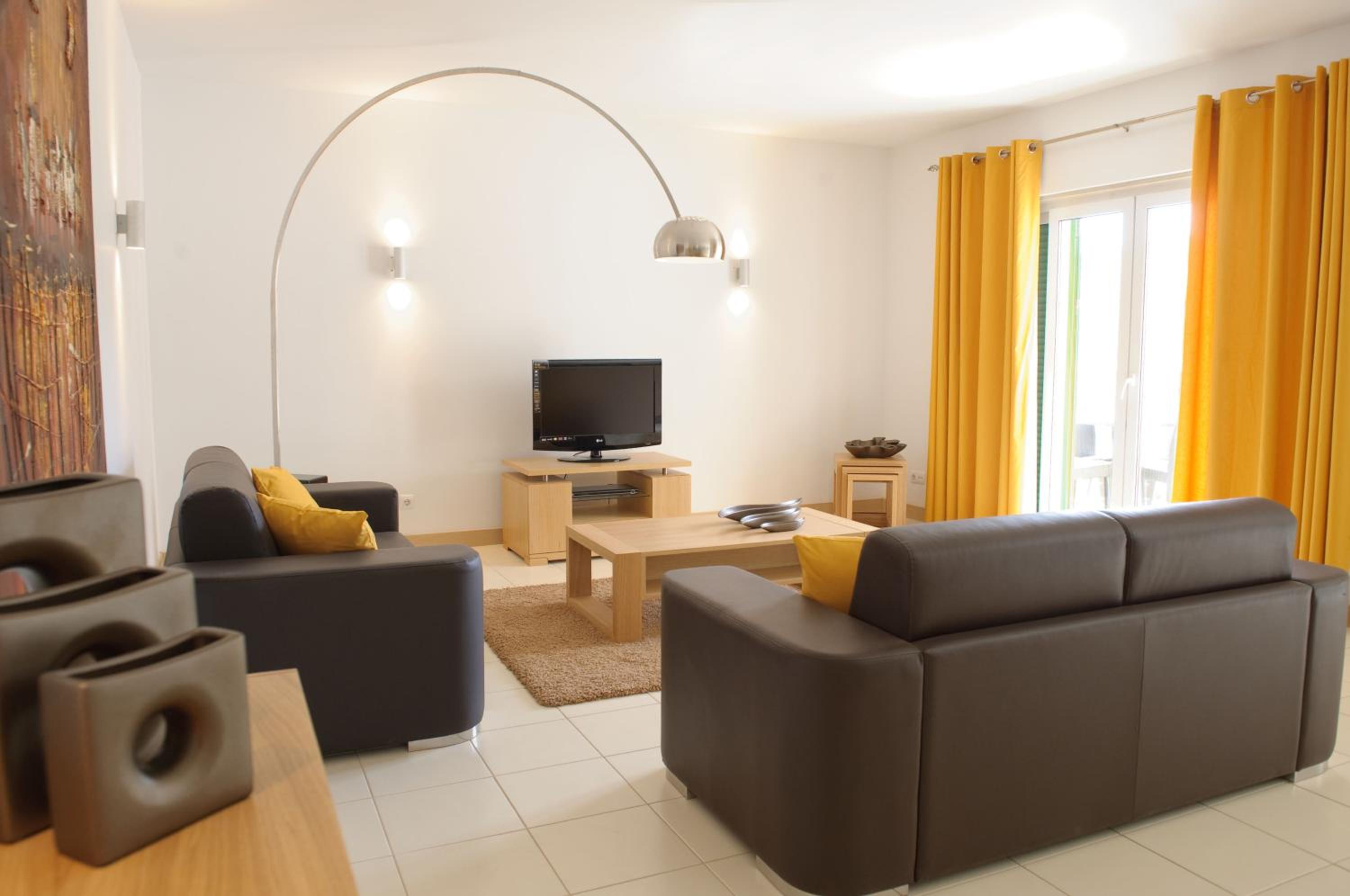 Superior One-Bedroom Apartment (2 Adults + 1 Child) photo 3