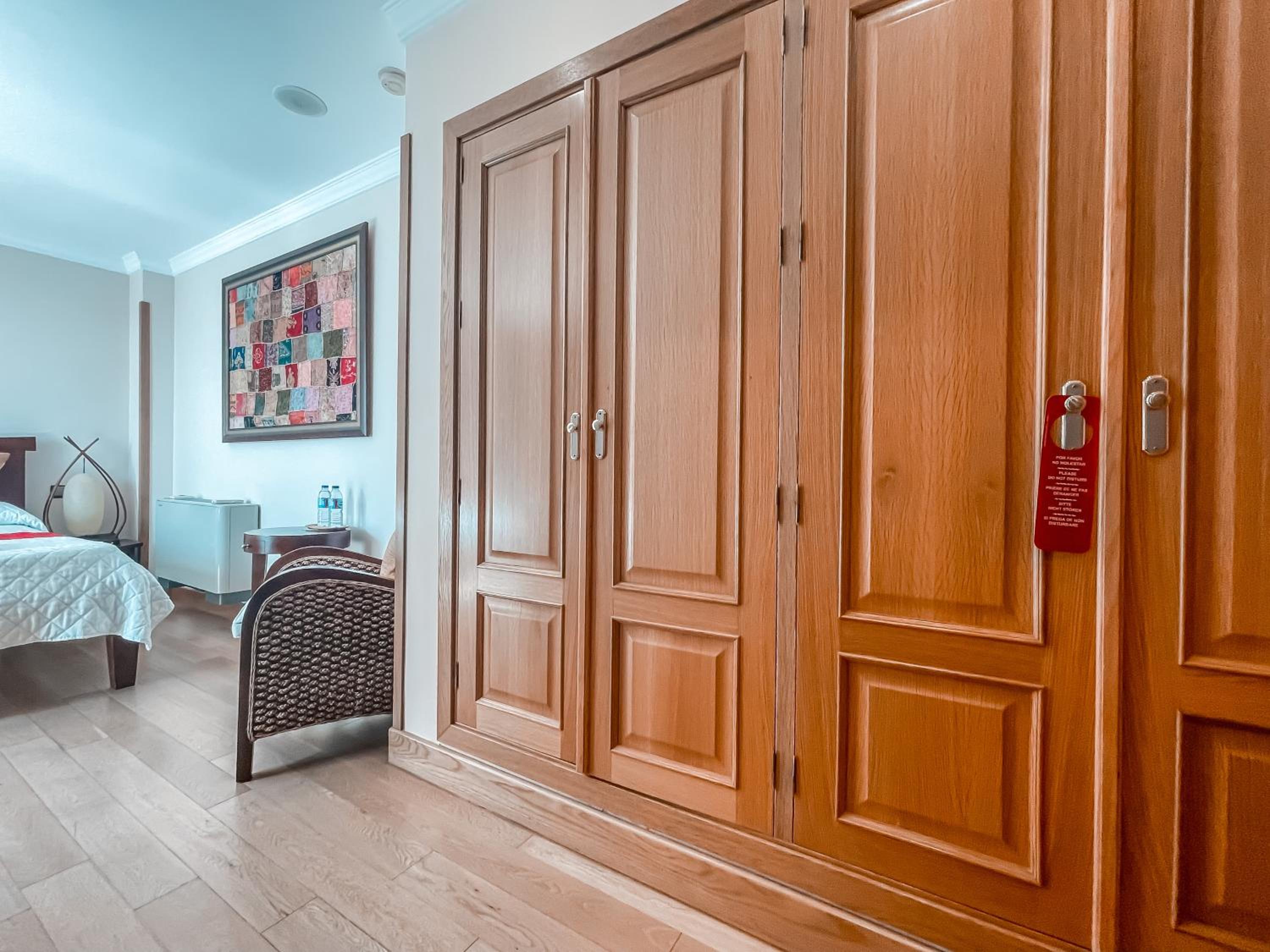 Superior Double Room with Sea View - Photo 8