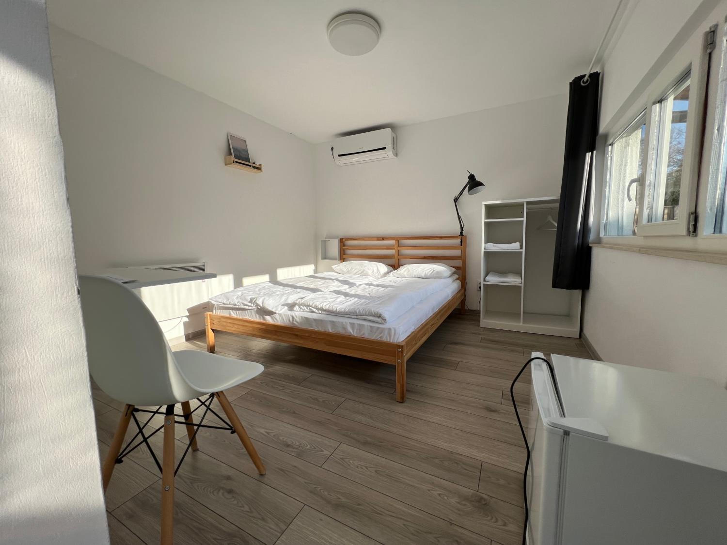 Double Room with Garden View - Photo 6
