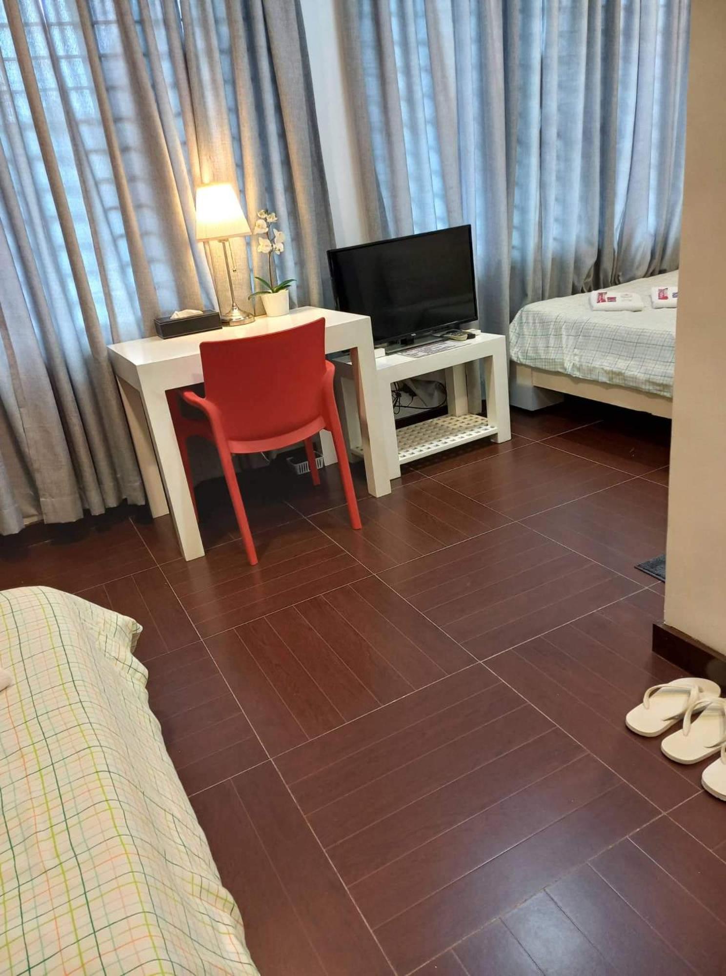 Triple Room with Private Bathroom - Photo 8