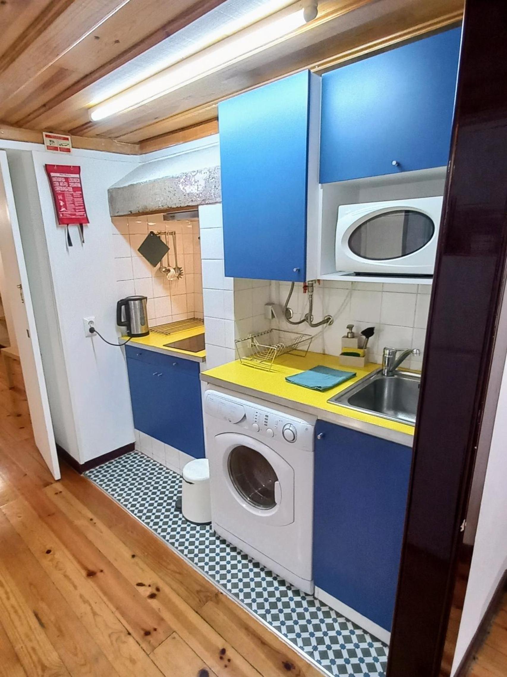 One-Bedroom Apartment - Photo 9