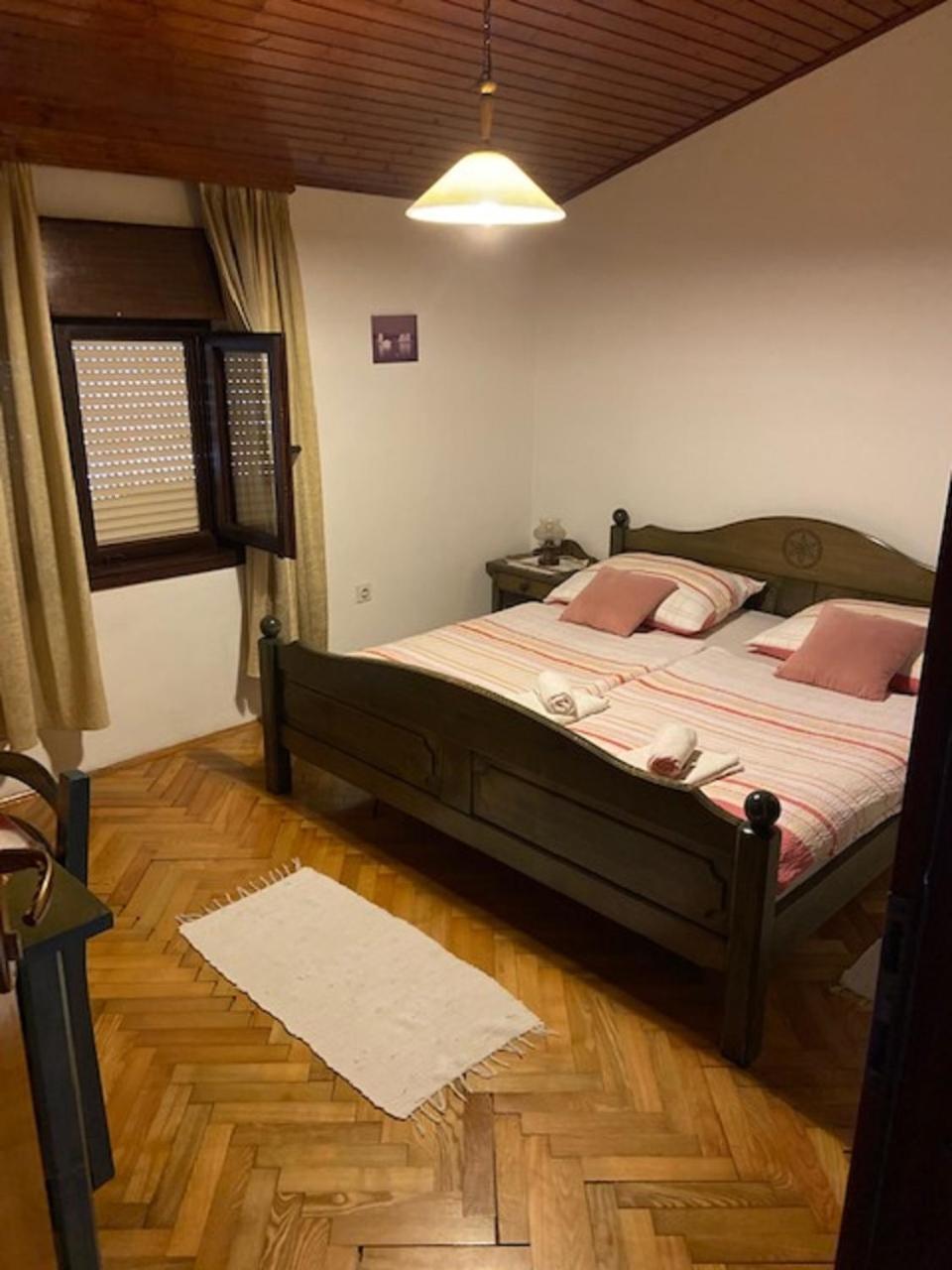 Double Room with Private Bathroom photo 1