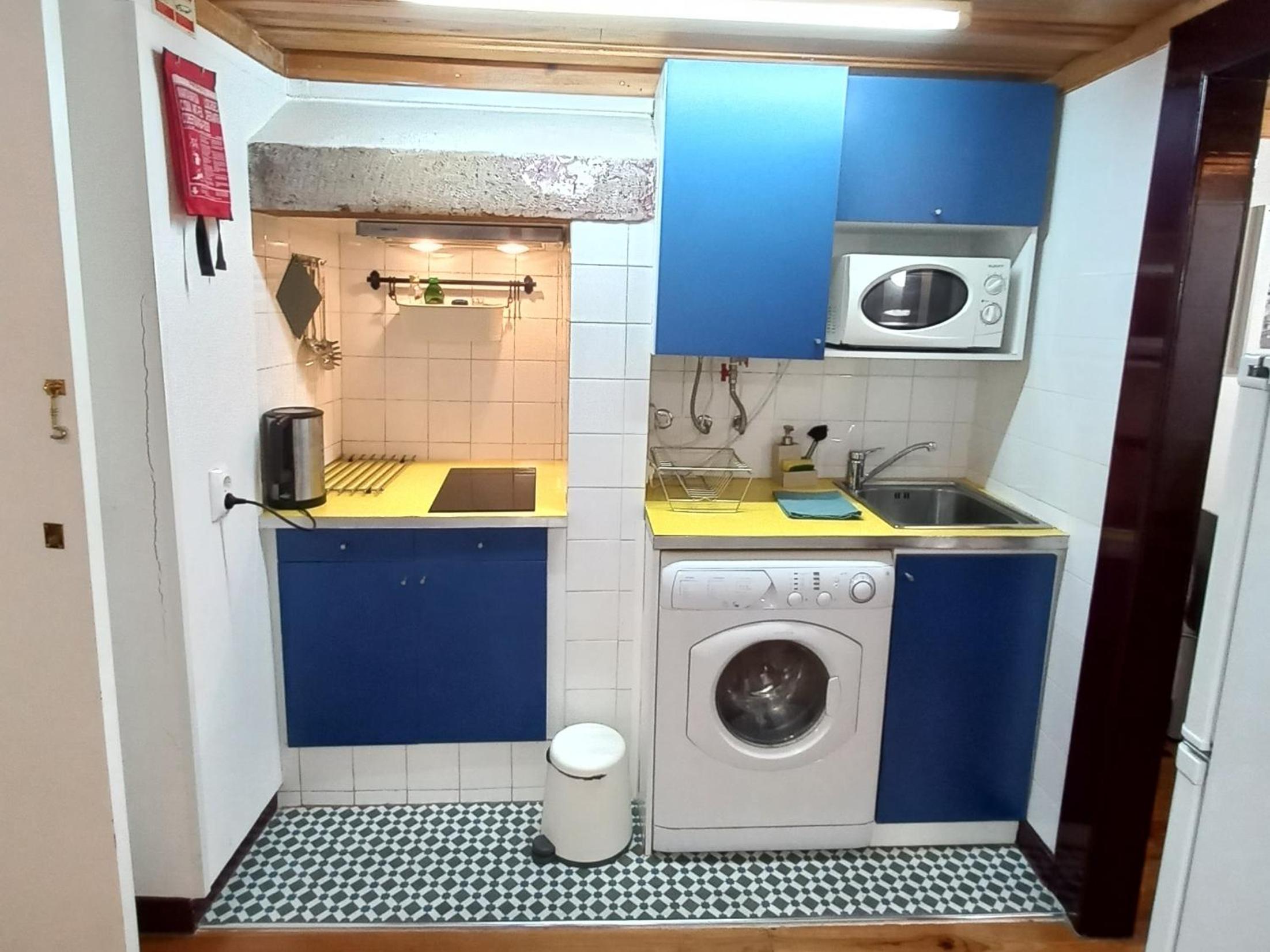 One-Bedroom Apartment - Photo 22