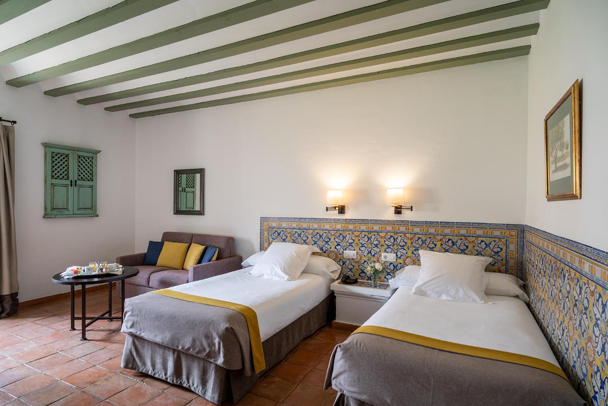 Standard Double Room - Photo 1