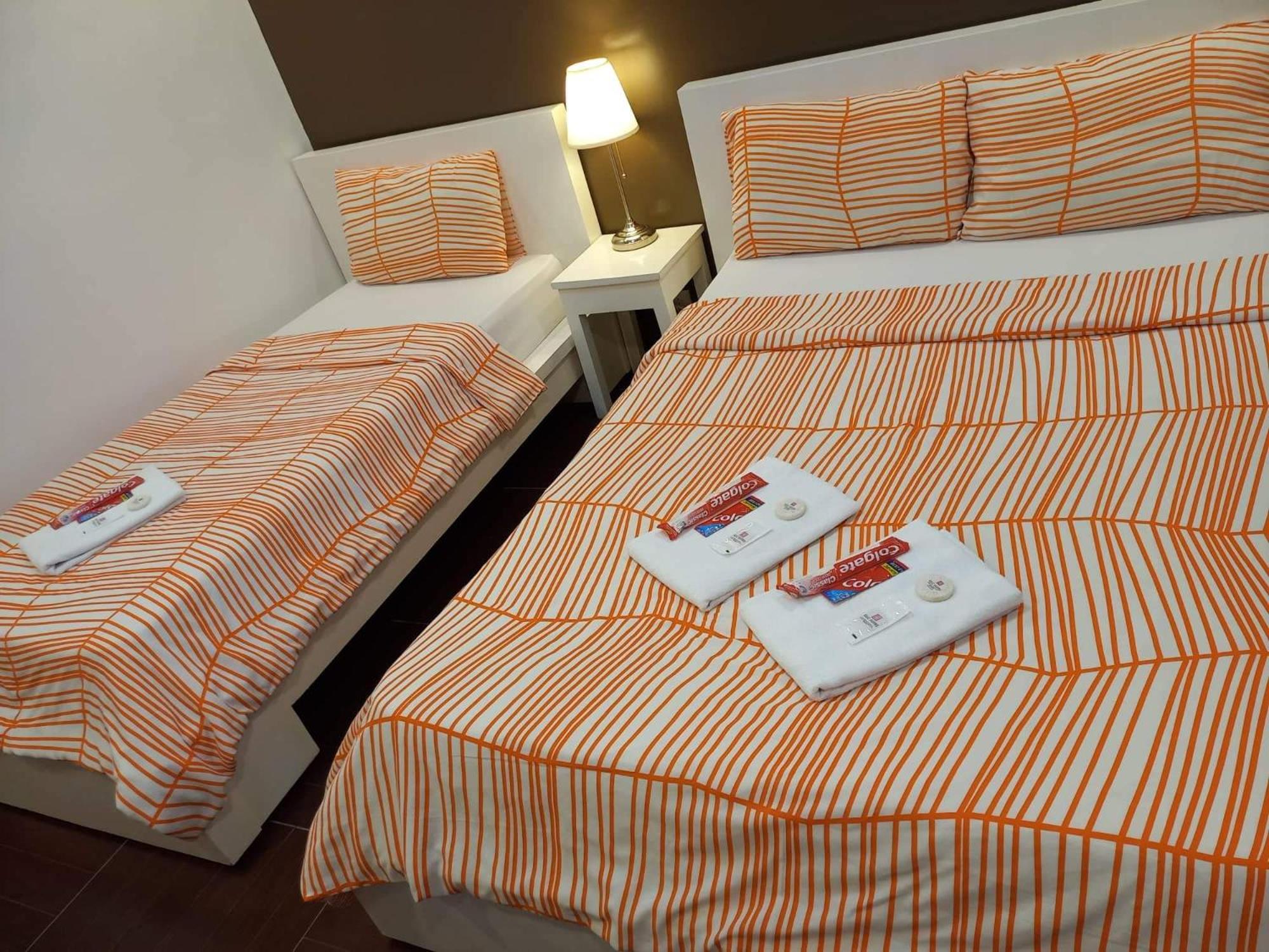 Triple Room with Private Bathroom - Photo 1