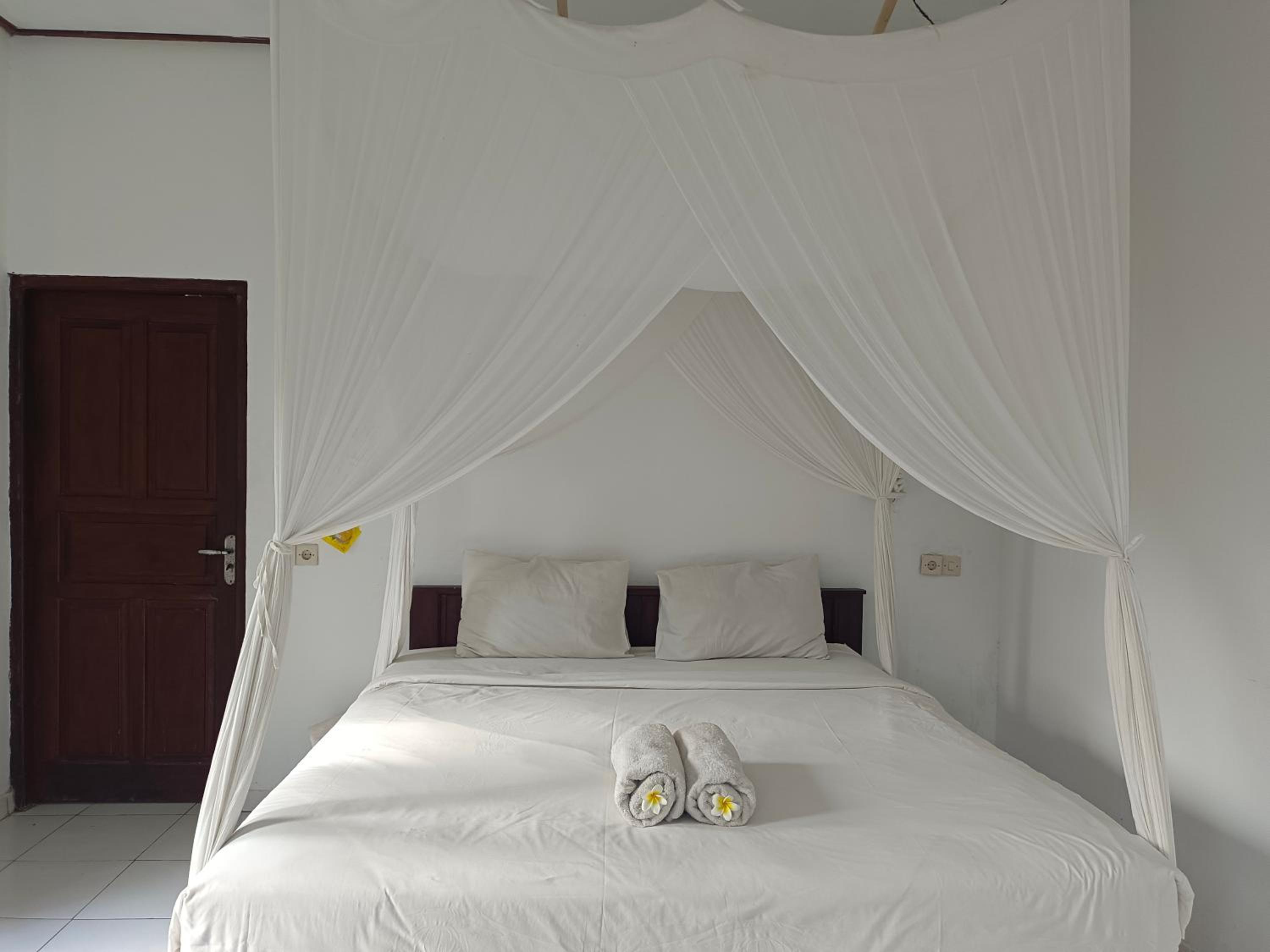 Standard Double Room - Photo 1