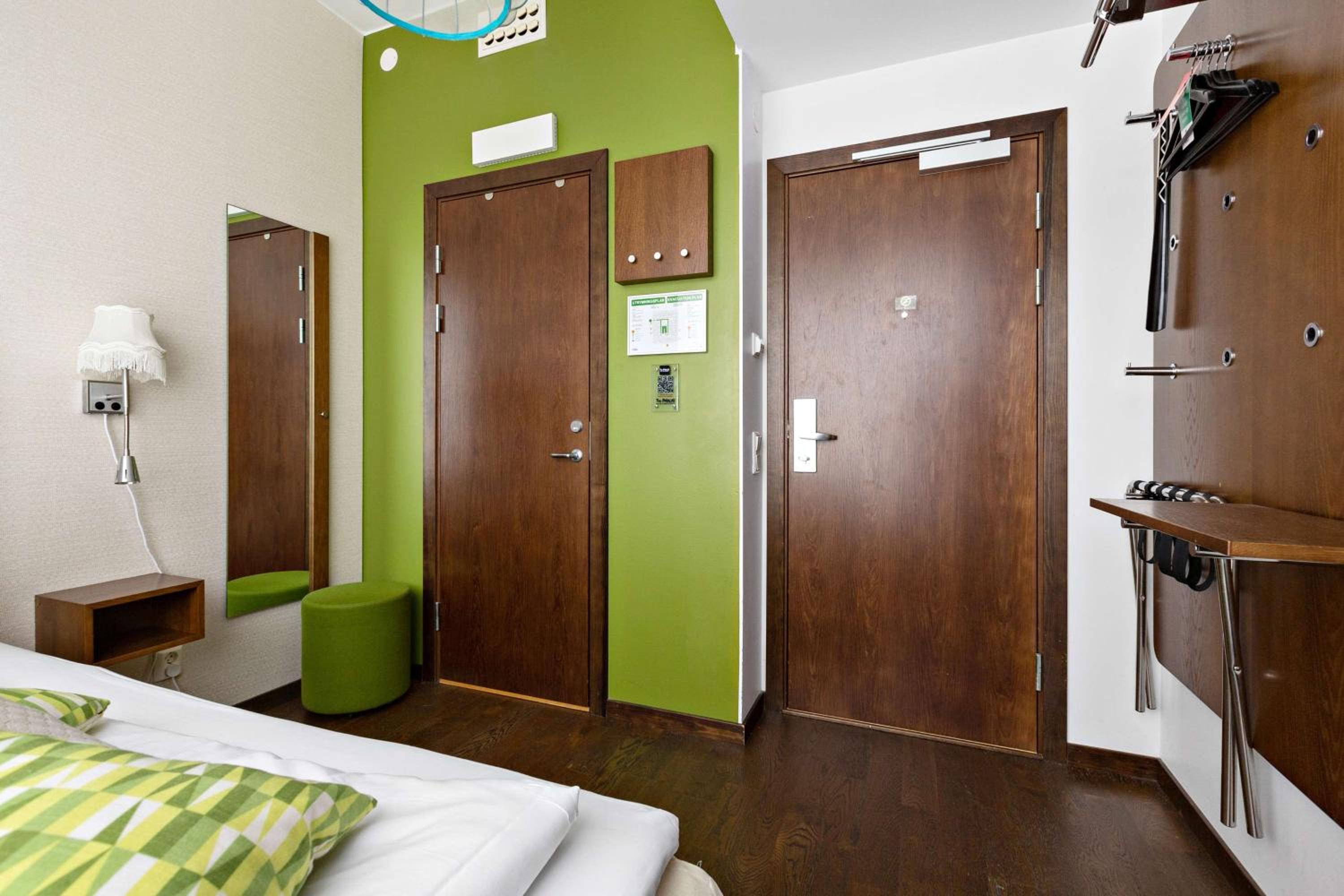 Single Room